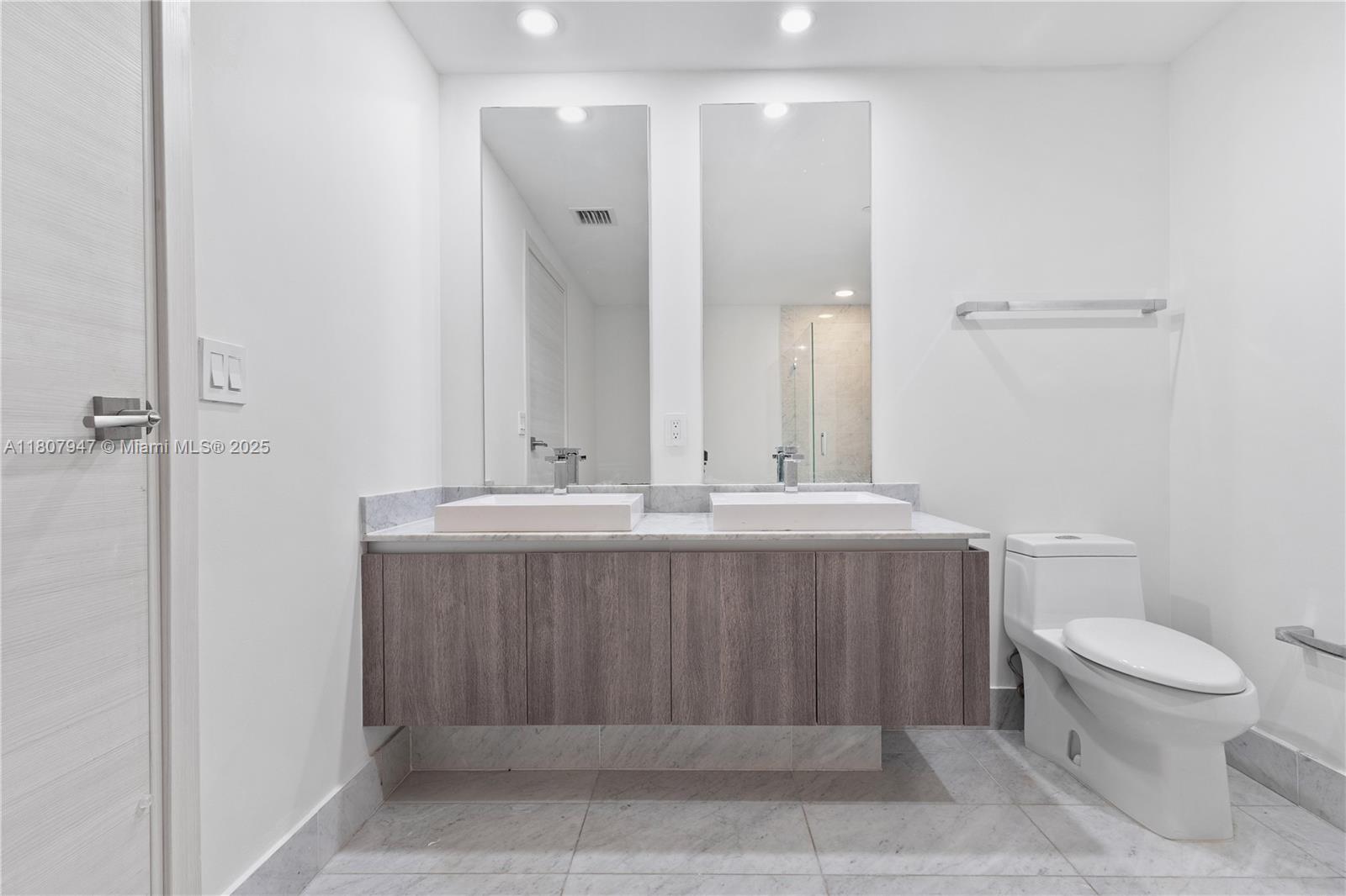 image Sls Lux Brickell Condo24