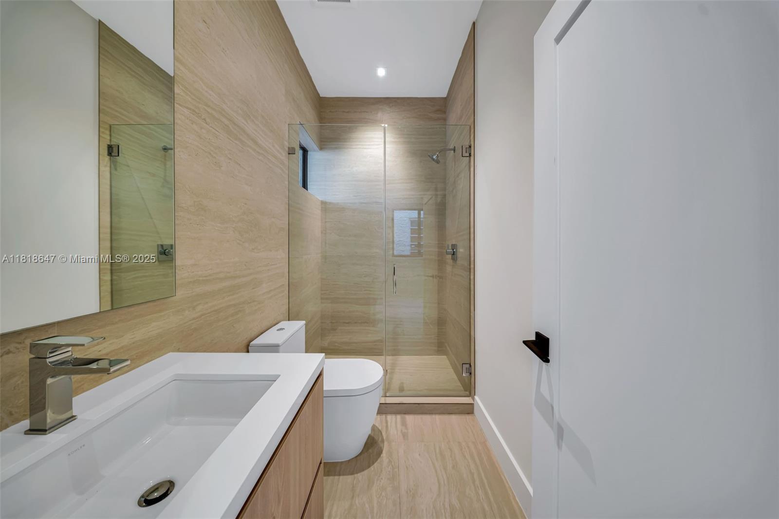 1513 SW 11th Ter Miami, FL 33135