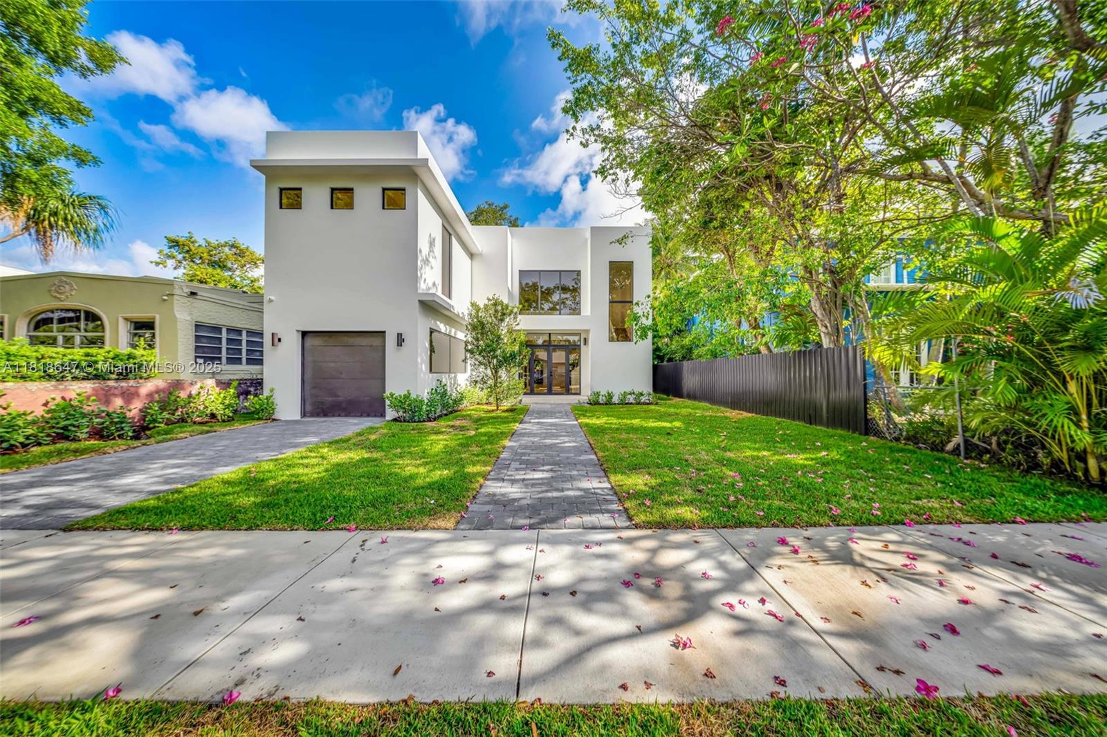 1513 SW 11th Ter Miami, FL 33135