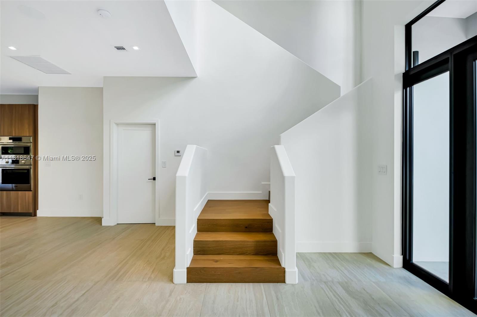 1513 SW 11th Ter Miami, FL 33135