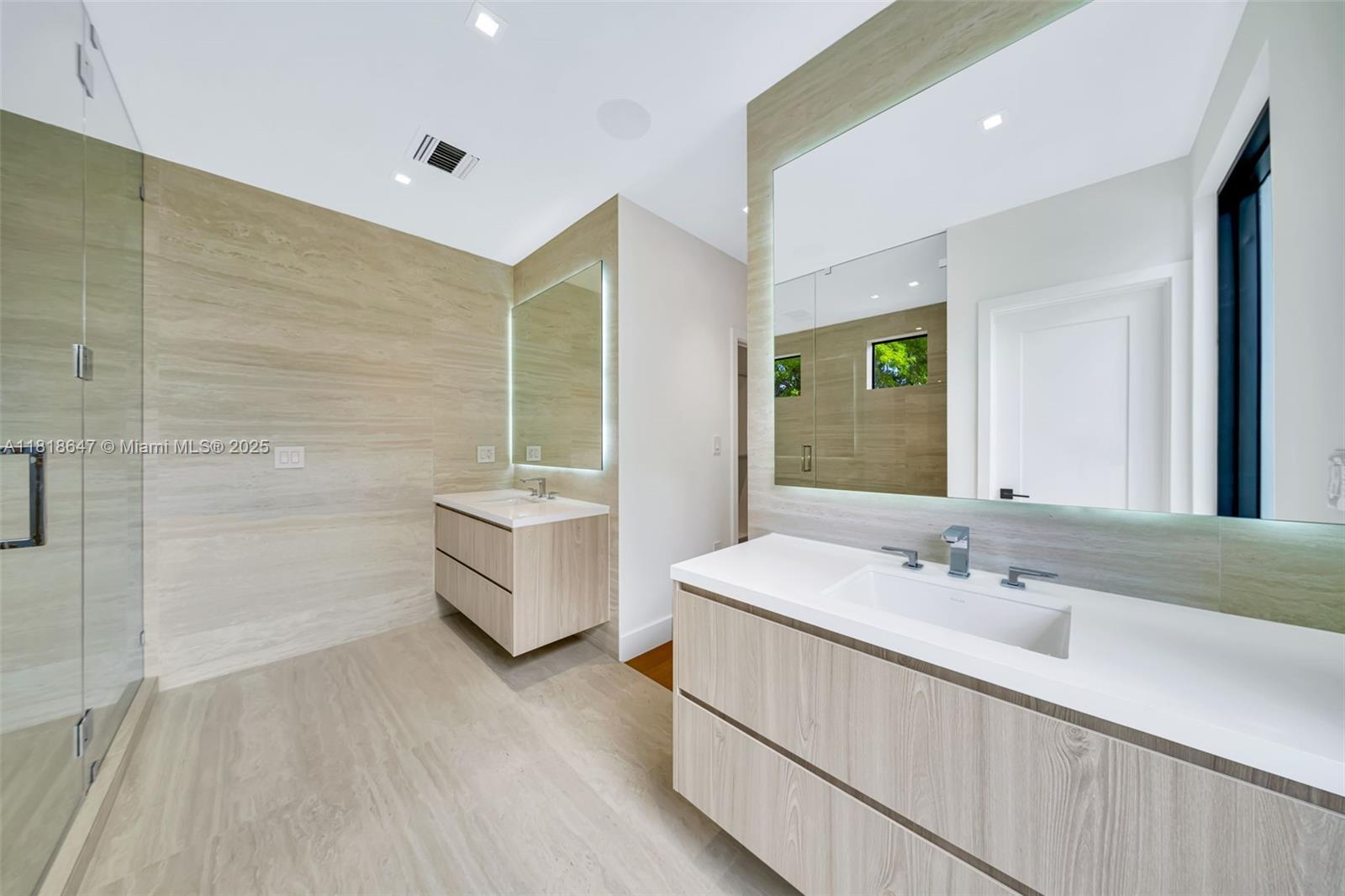 1513 SW 11th Ter Miami, FL 33135