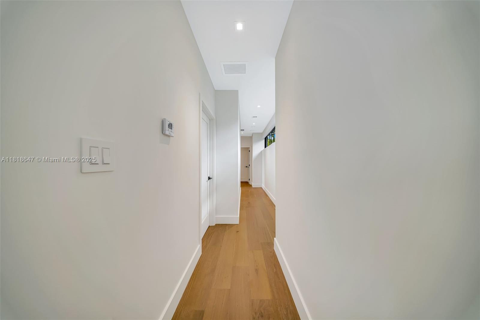 1513 SW 11th Ter Miami, FL 33135