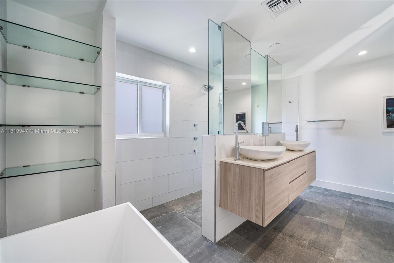 7755 Noremac Ave Miami Beach, FL 33141