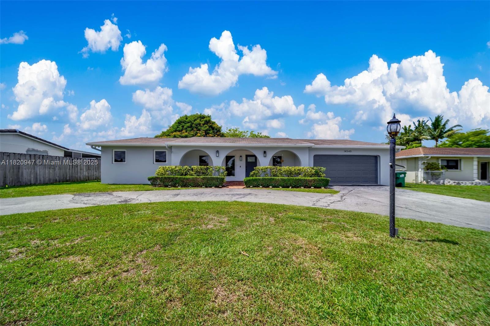 14540 SW 77th St,Miami, FL 33183