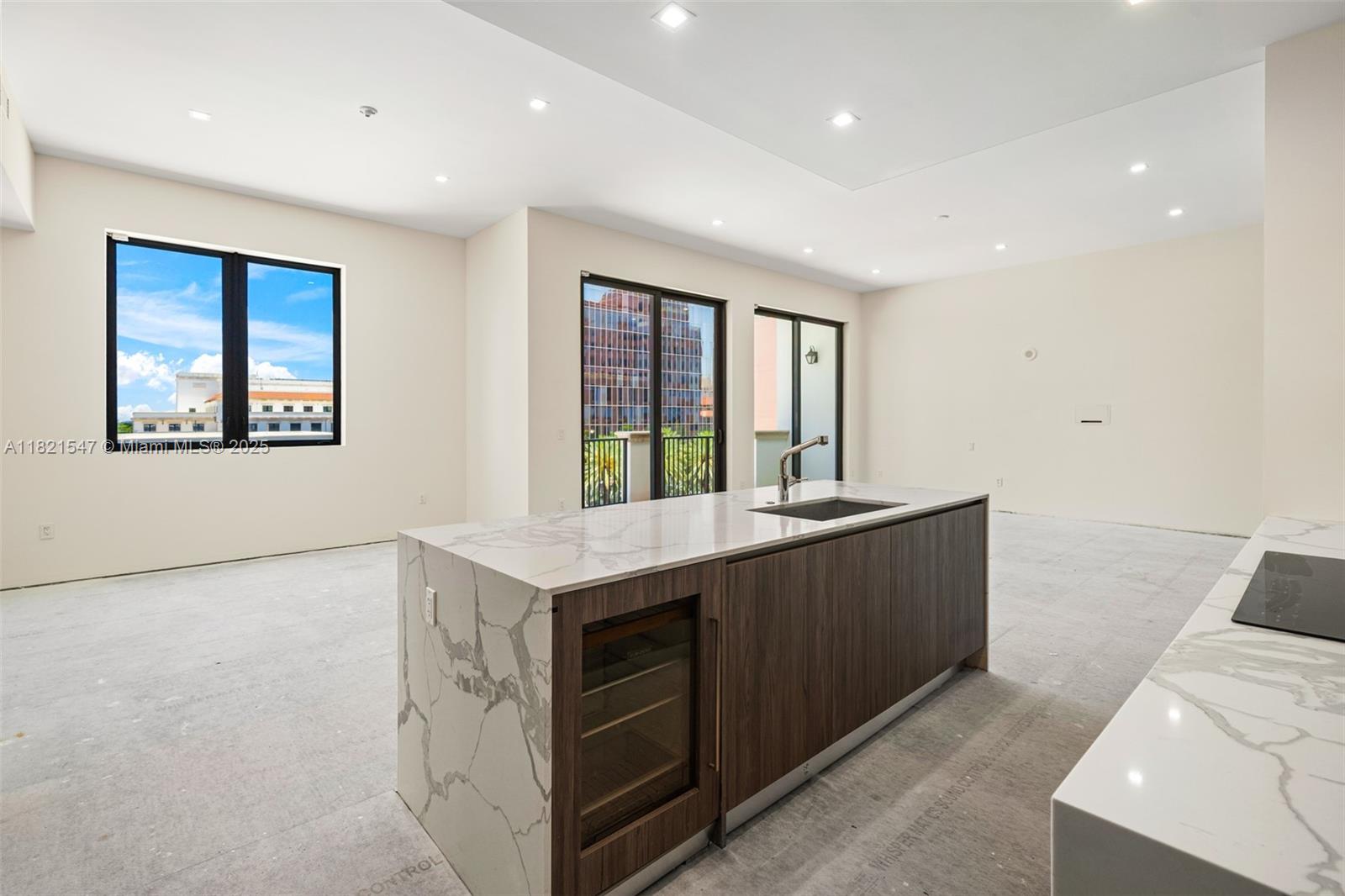 275 Giralda Ave #6A-B Coral Gables, FL 33134