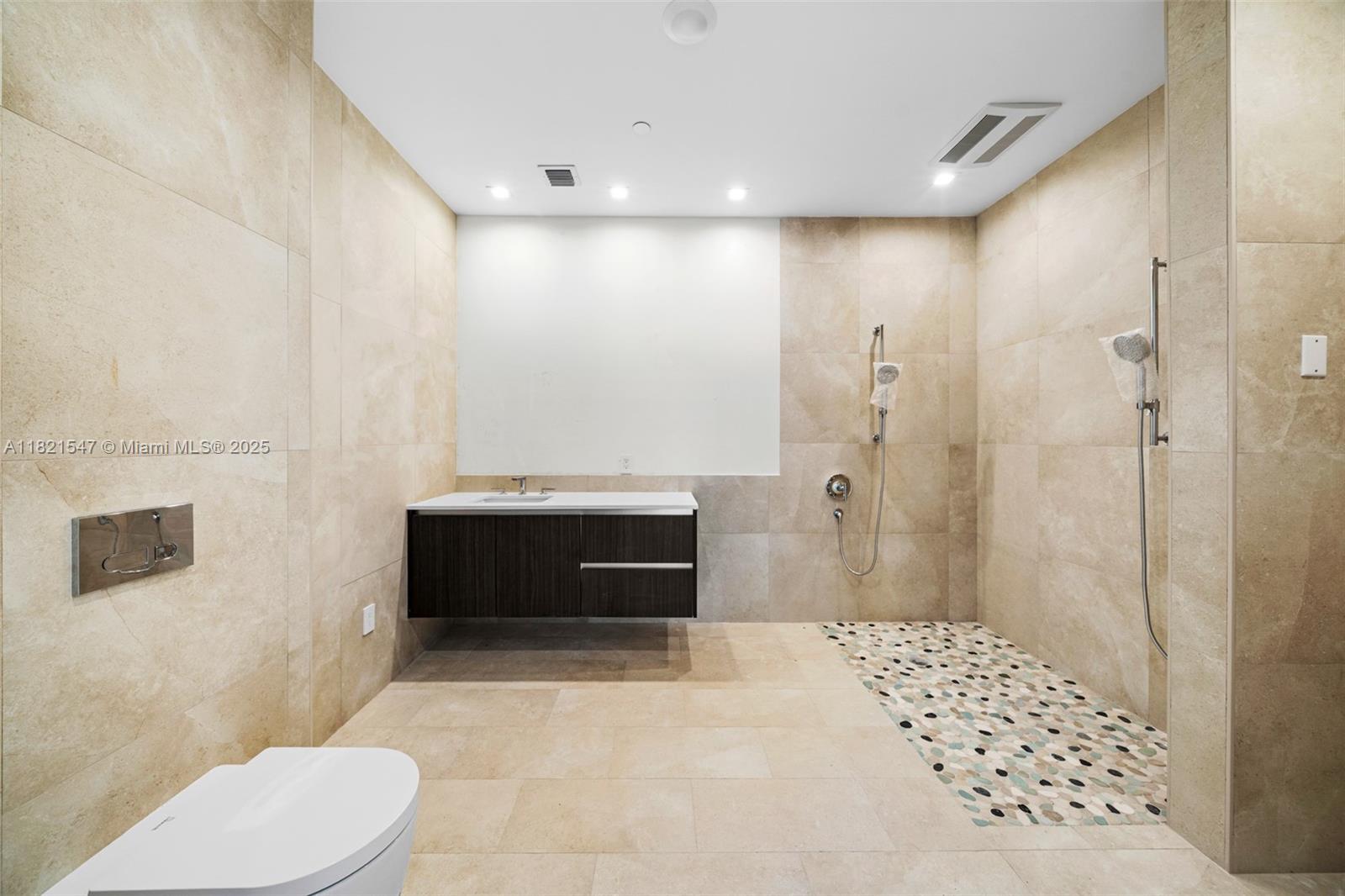 275 Giralda Ave #6A-B Coral Gables, FL 33134