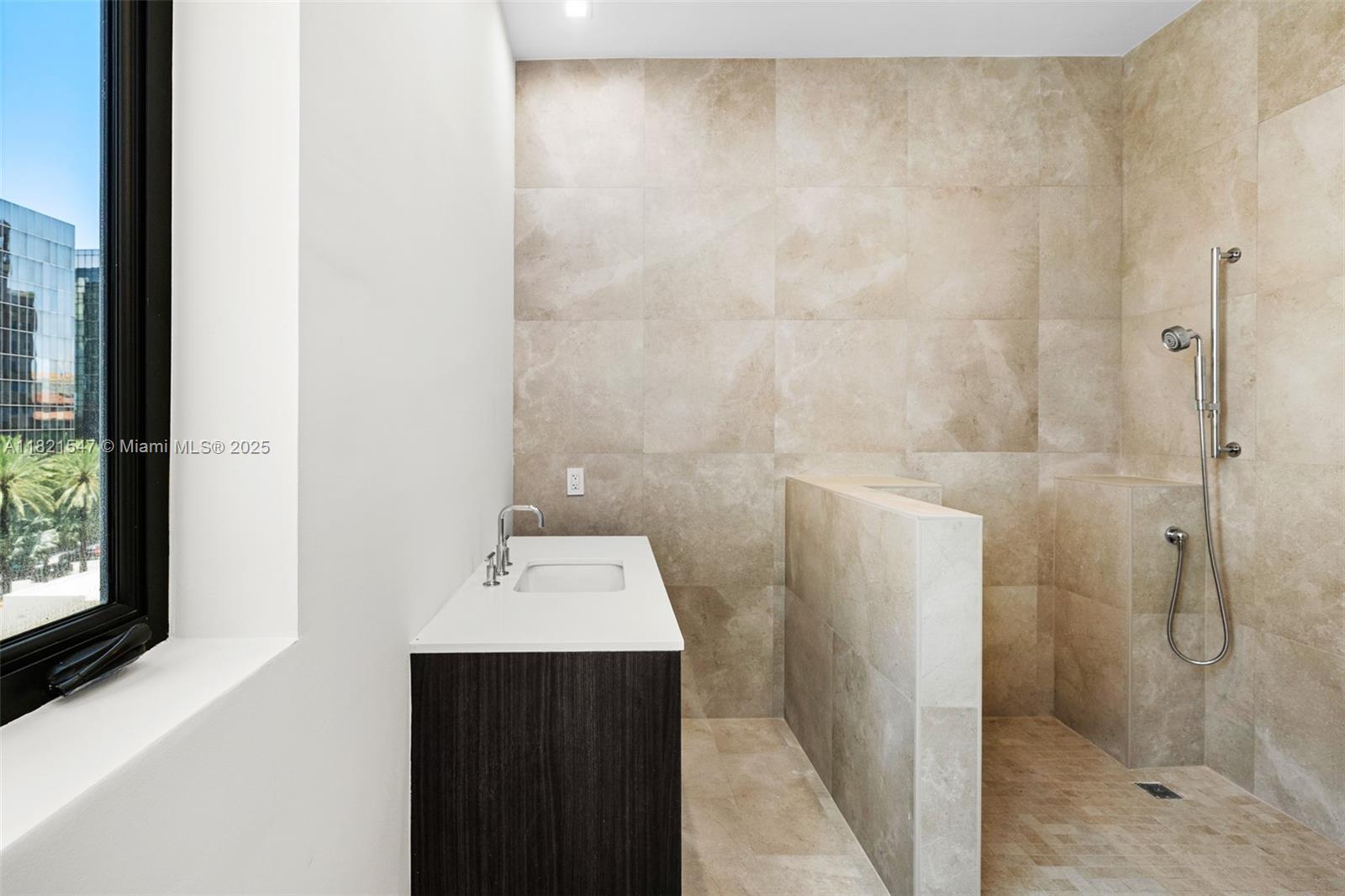 275 Giralda Ave #6A-B Coral Gables, FL 33134