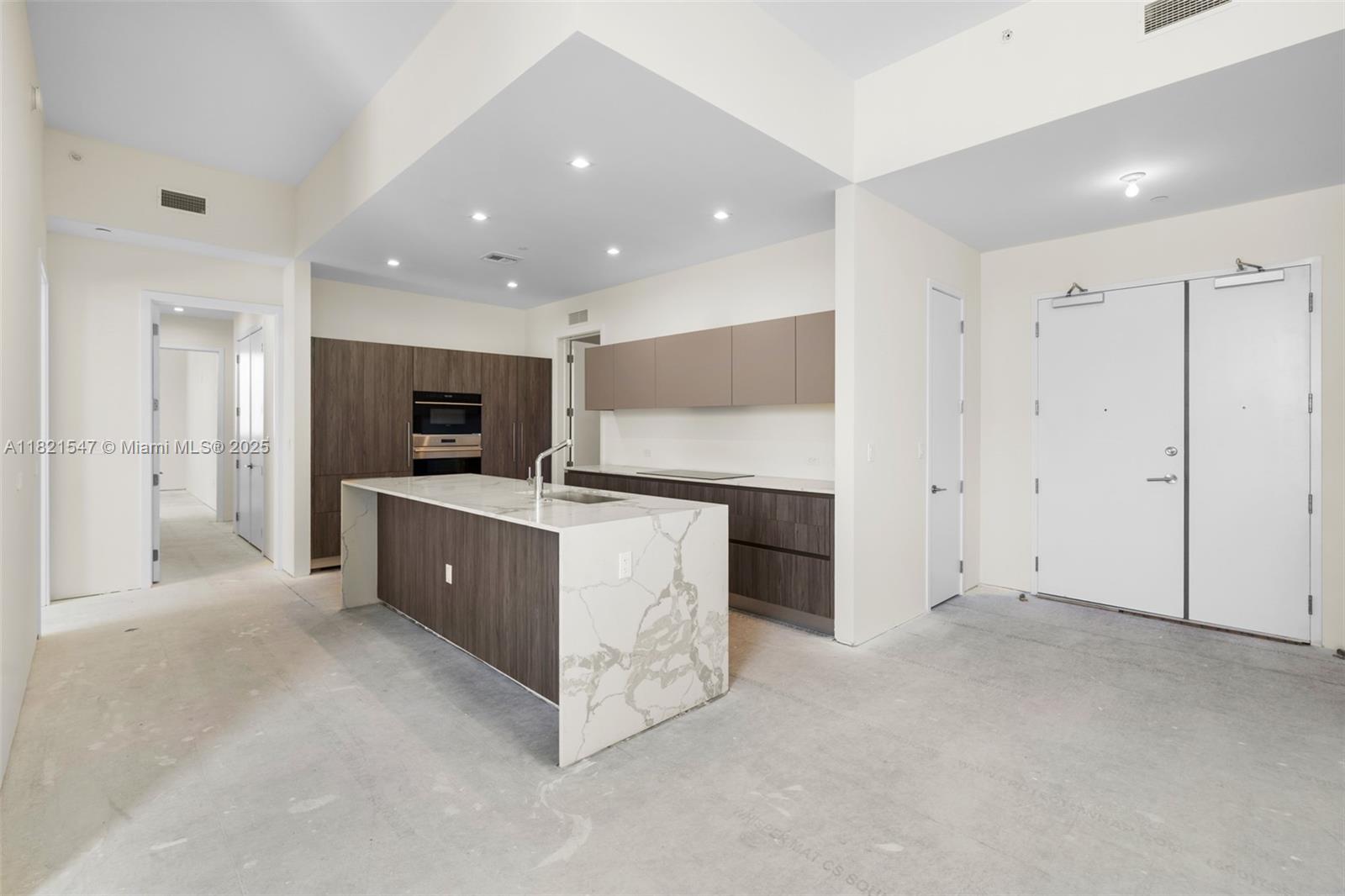 275 Giralda Ave #6A-B Coral Gables, FL 33134