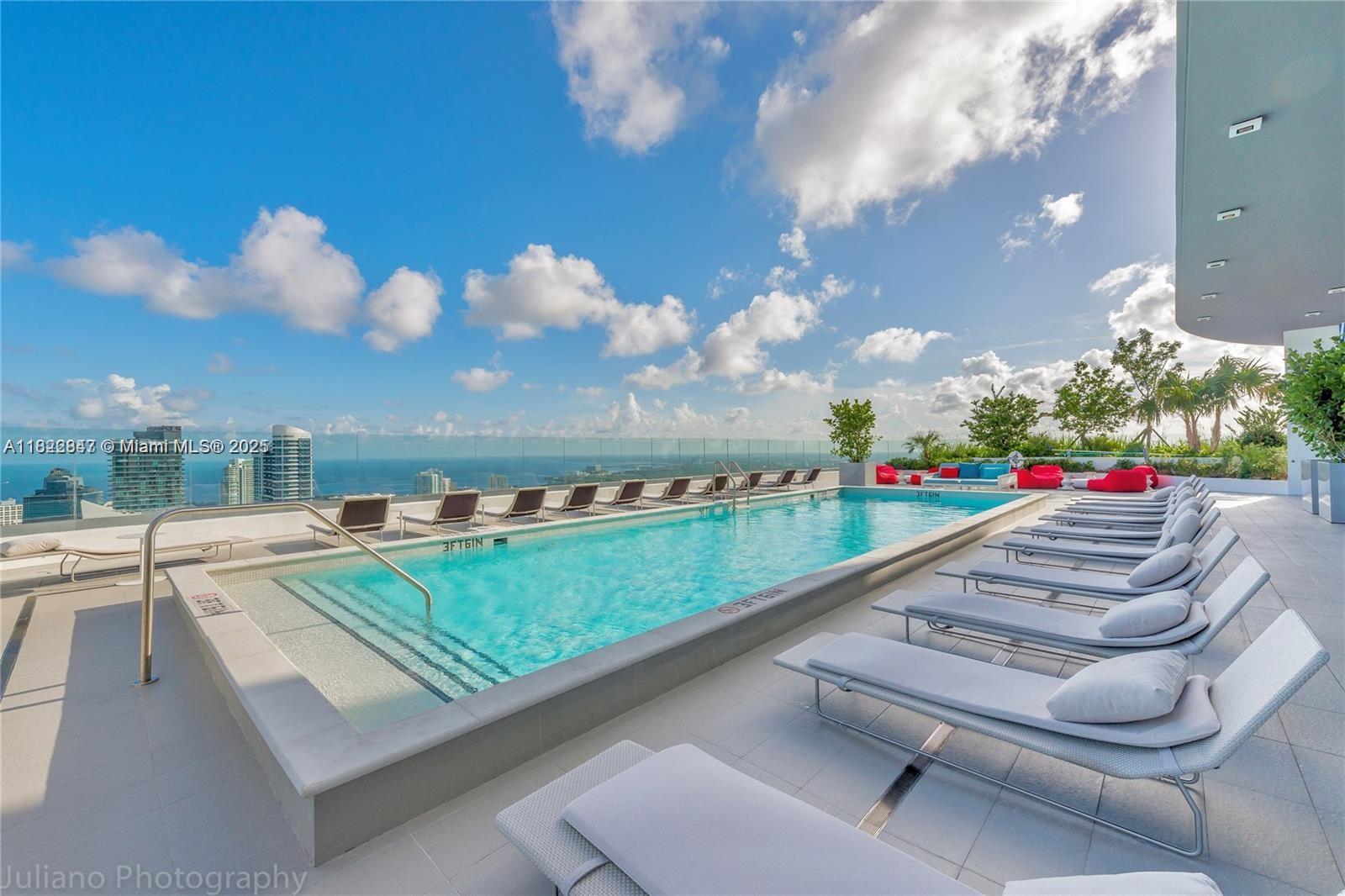 image Brickell Heights East27