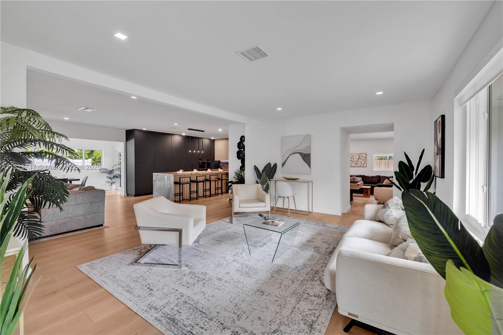 11530 NE 7th Ave Biscayne Park, FL 33161