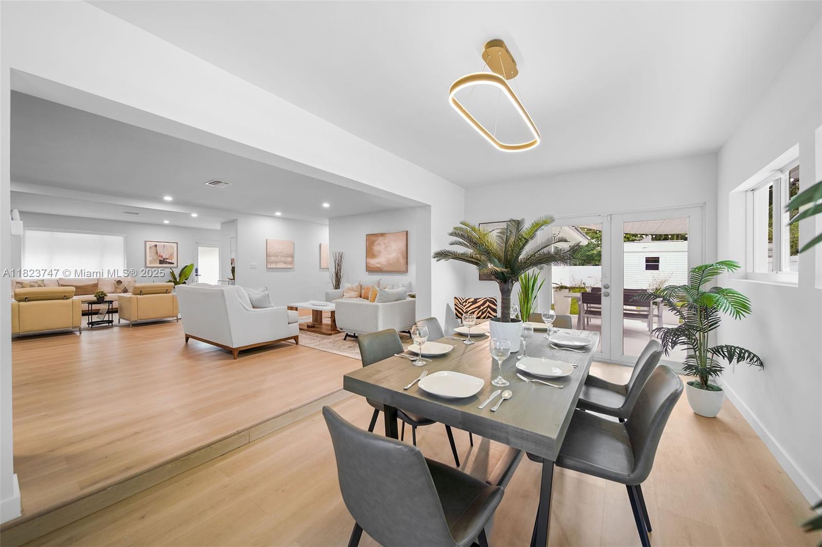 11530 NE 7th Ave Biscayne Park, FL 33161