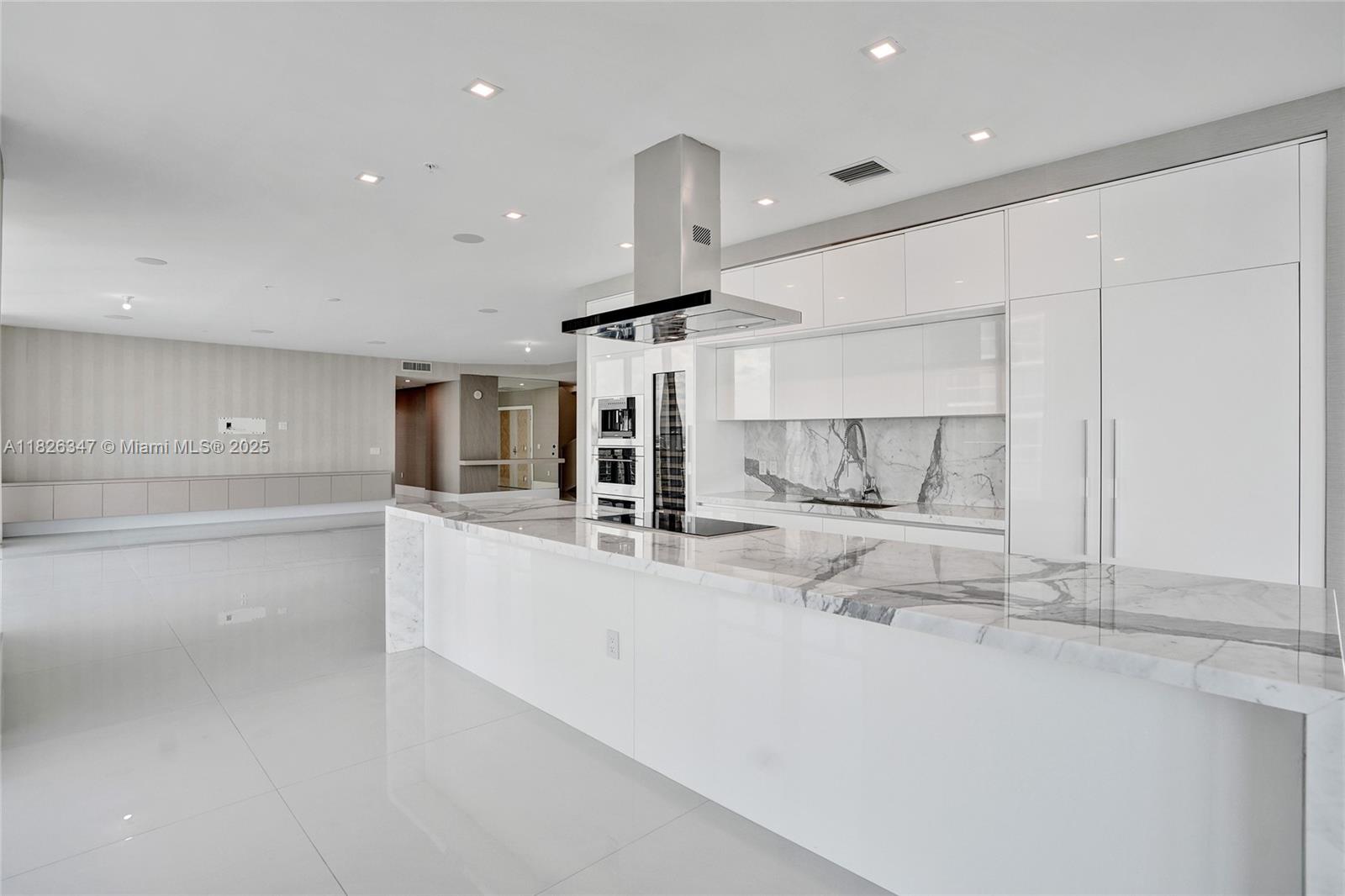 300 Sunny Isles Blvd #4-TS-04 Sunny Isles Beach, FL 33160