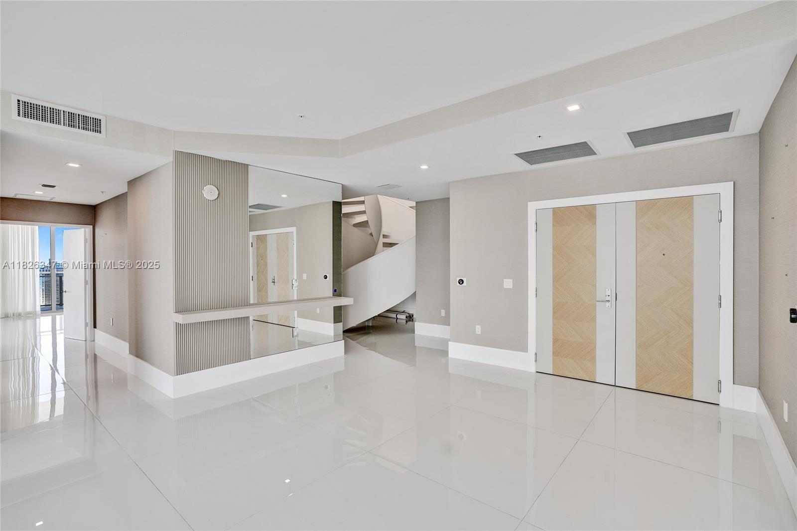 300 Sunny Isles Blvd #4-TS-04 Sunny Isles Beach, FL 33160