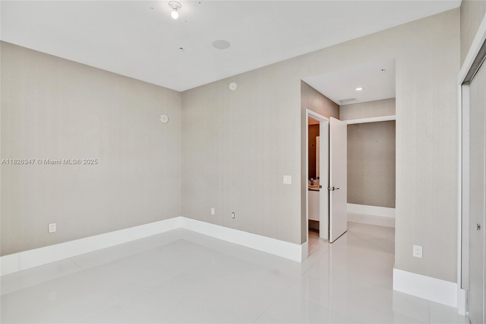 300 Sunny Isles Blvd #4-TS-04 Sunny Isles Beach, FL 33160