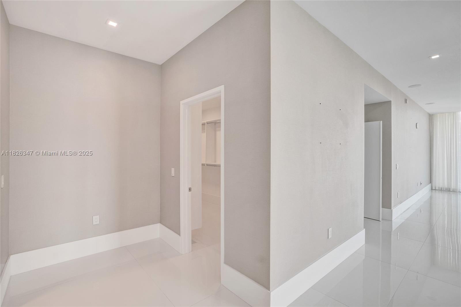 300 Sunny Isles Blvd #4-TS-04 Sunny Isles Beach, FL 33160