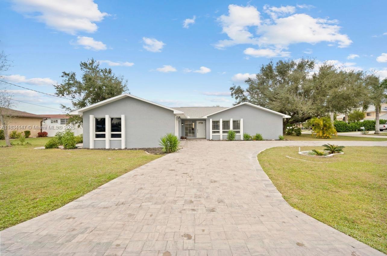 237 Santa Monica Ct