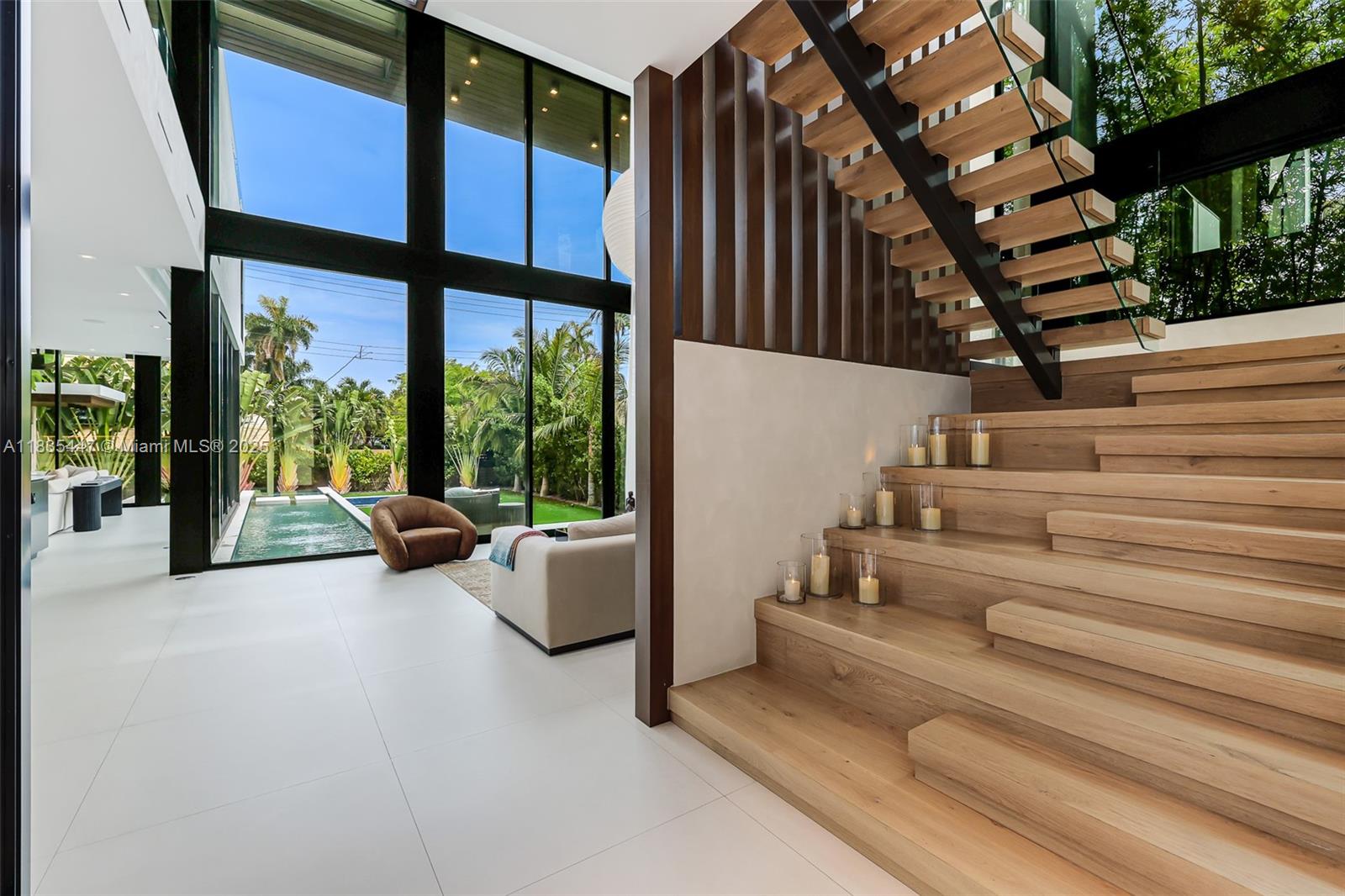 2355 Meridian Ave Miami Beach, FL 33140 2355 Meridian Ave Miami Beach, FL 33140