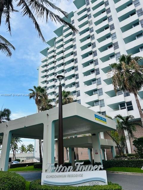 2899 Collins Ave #1504