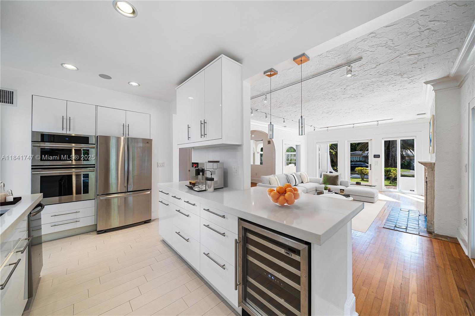 671 NE 57th St Miami, FL 33137 671 NE 57th St Miami, FL 33137