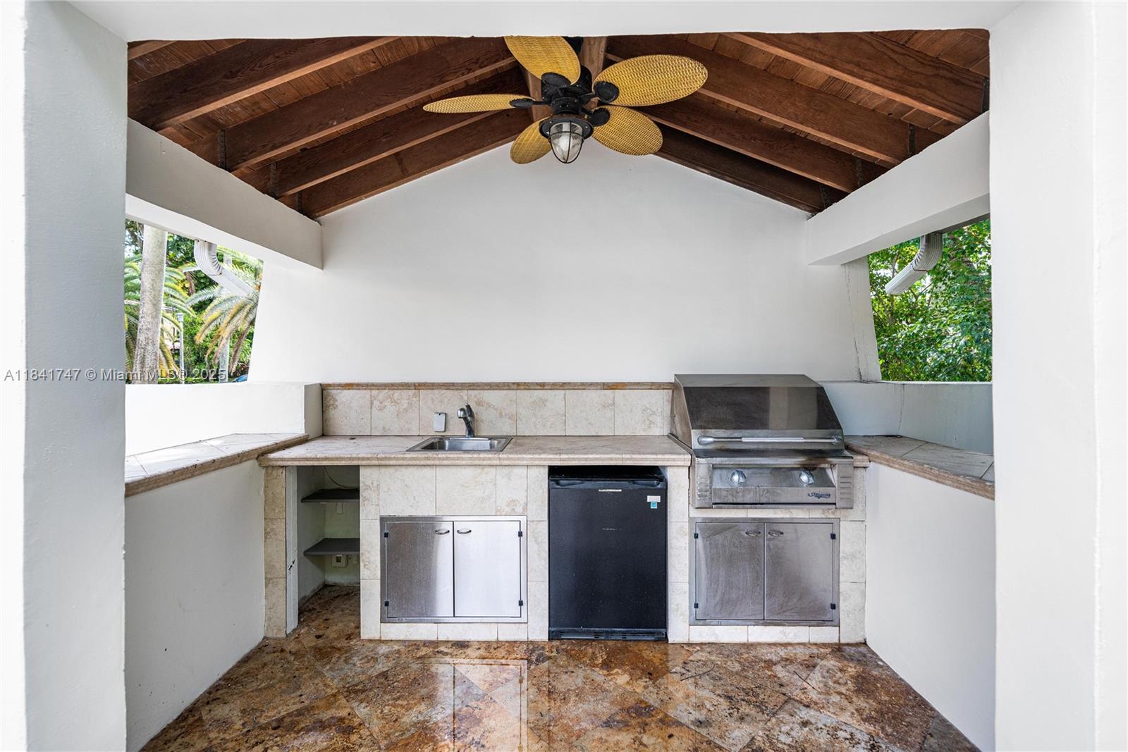 671 NE 57th St Miami, FL 33137 671 NE 57th St Miami, FL 33137