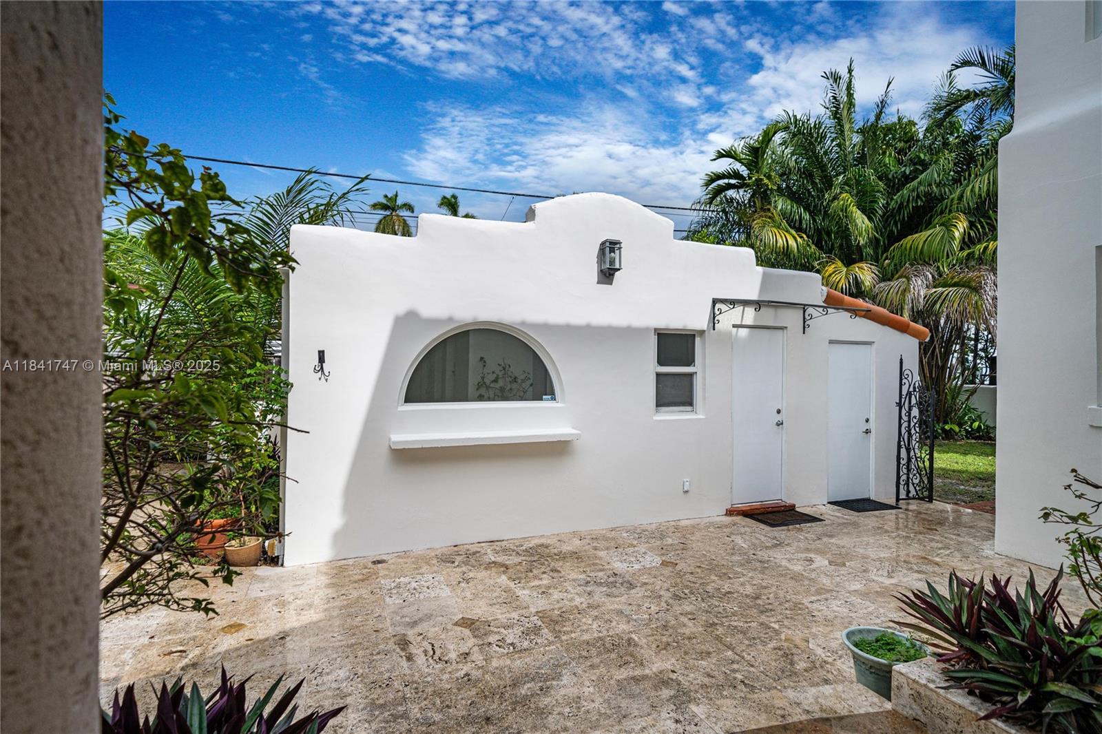 671 NE 57th St Miami, FL 33137 671 NE 57th St Miami, FL 33137