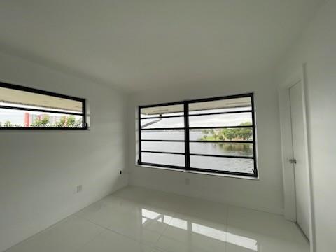 18900 NE 14th Ave #D308 Miami, FL 33179