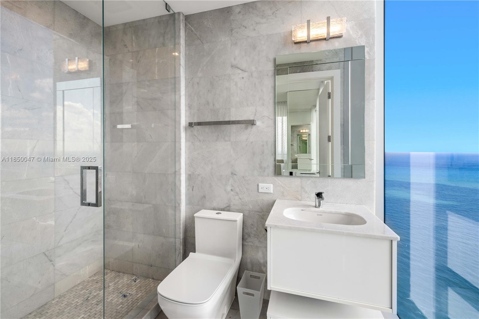 image Turnberry Ocean Club36