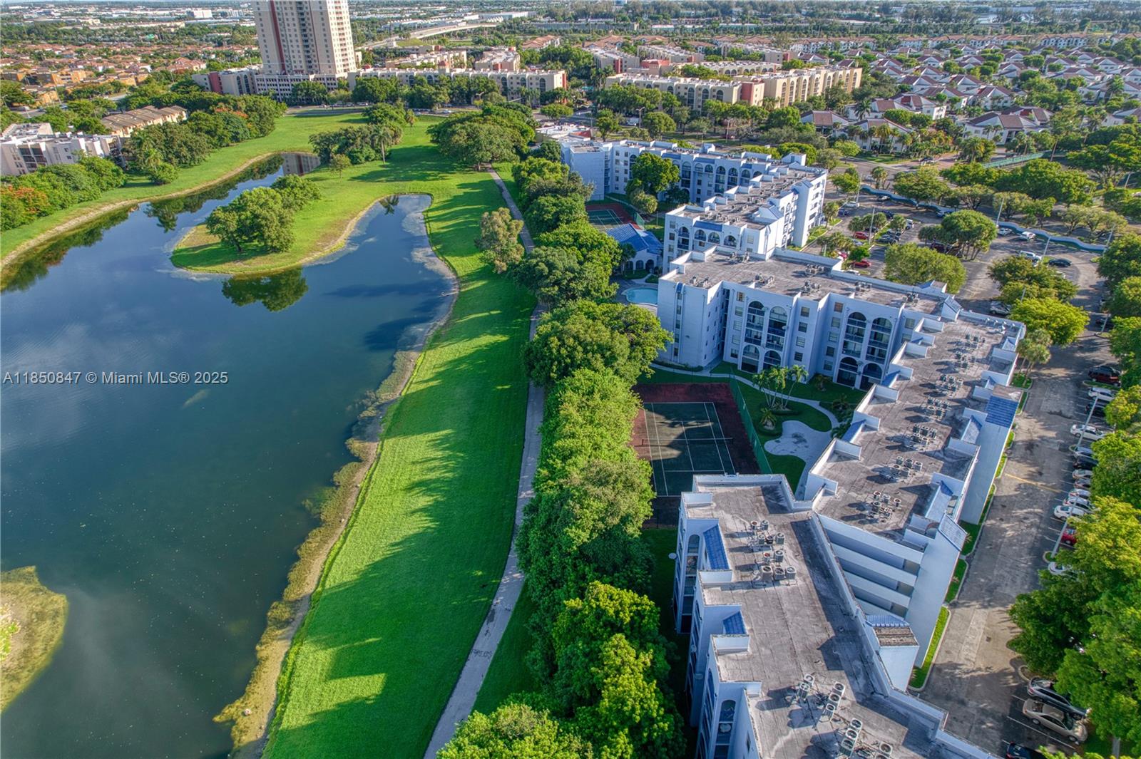 9460 Fontainebleau Blvd #130