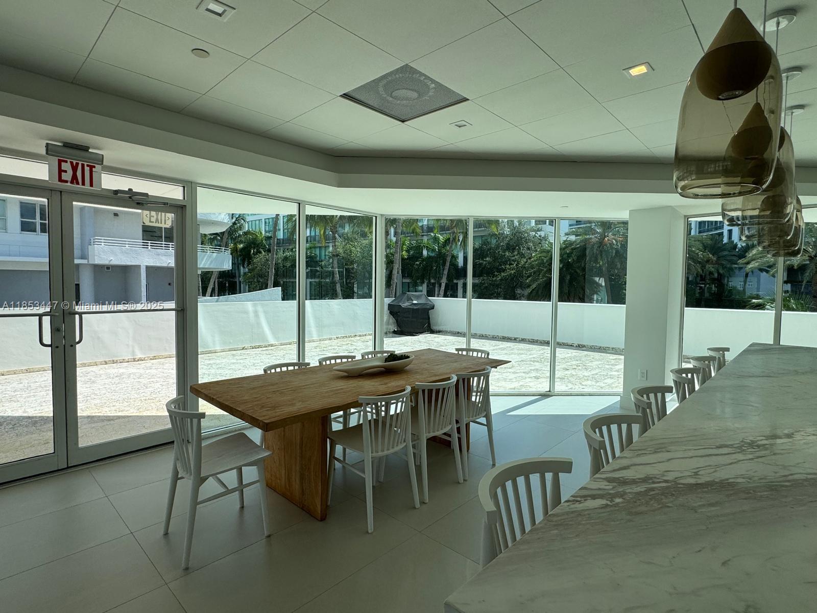 image The Grandview Condo11