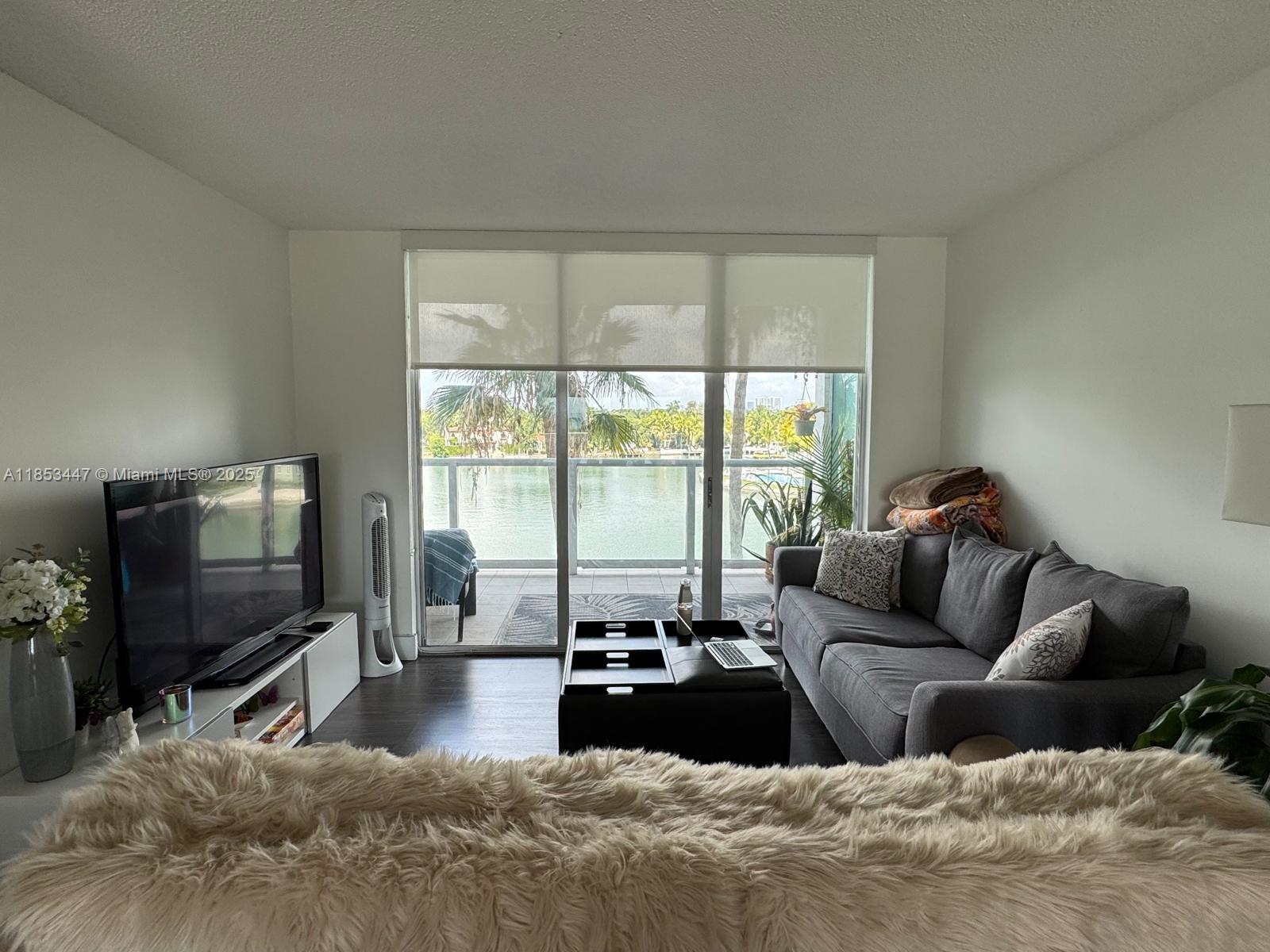 image The Grandview Condo15