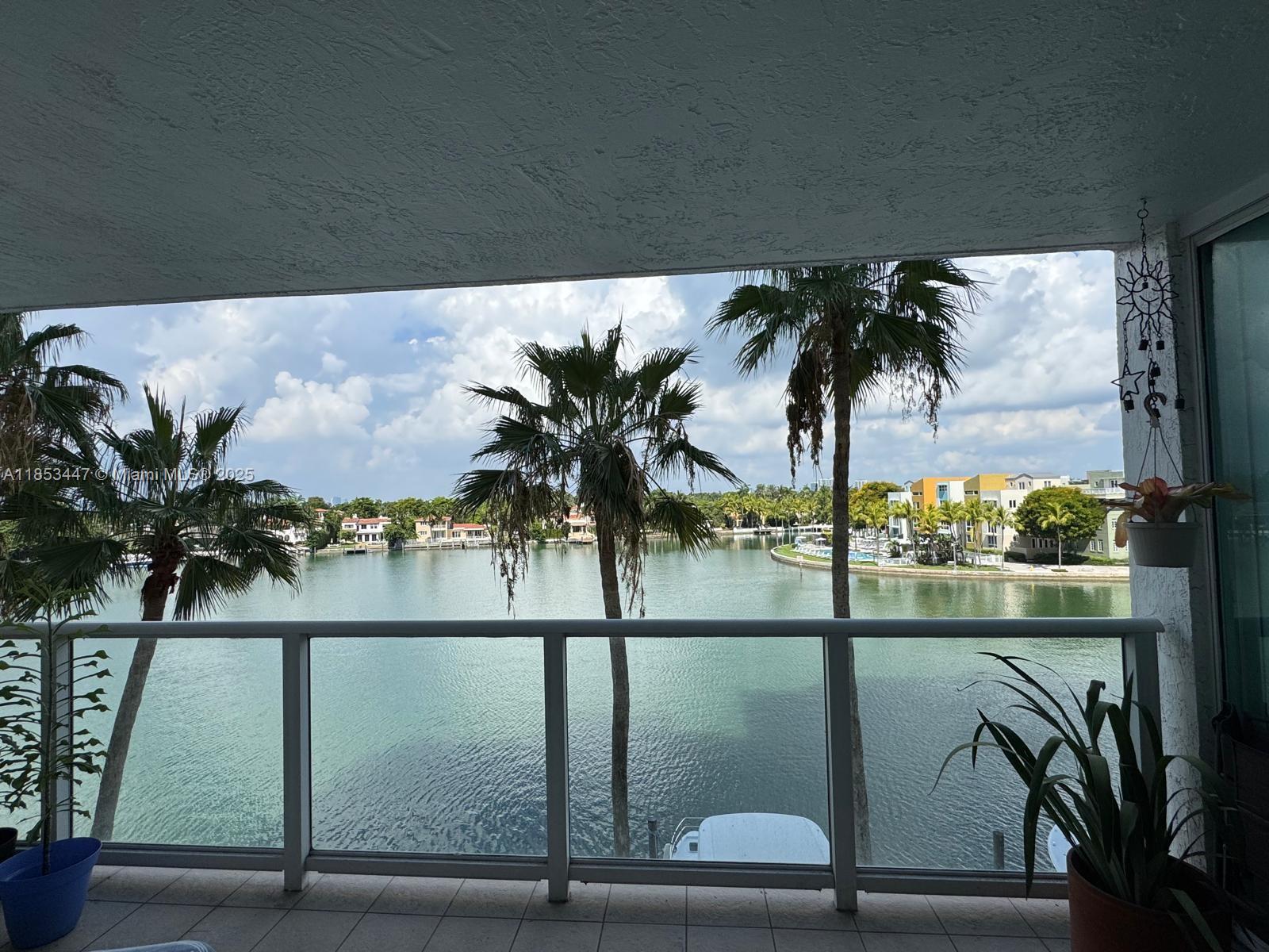 image The Grandview Condo16