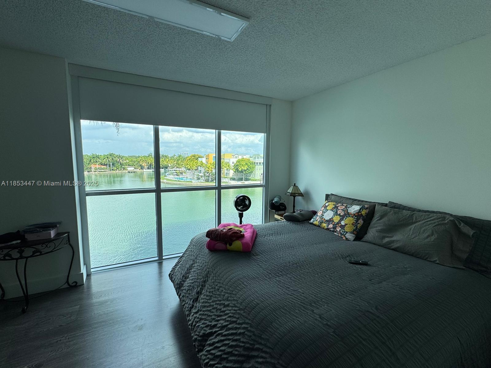 image The Grandview Condo21