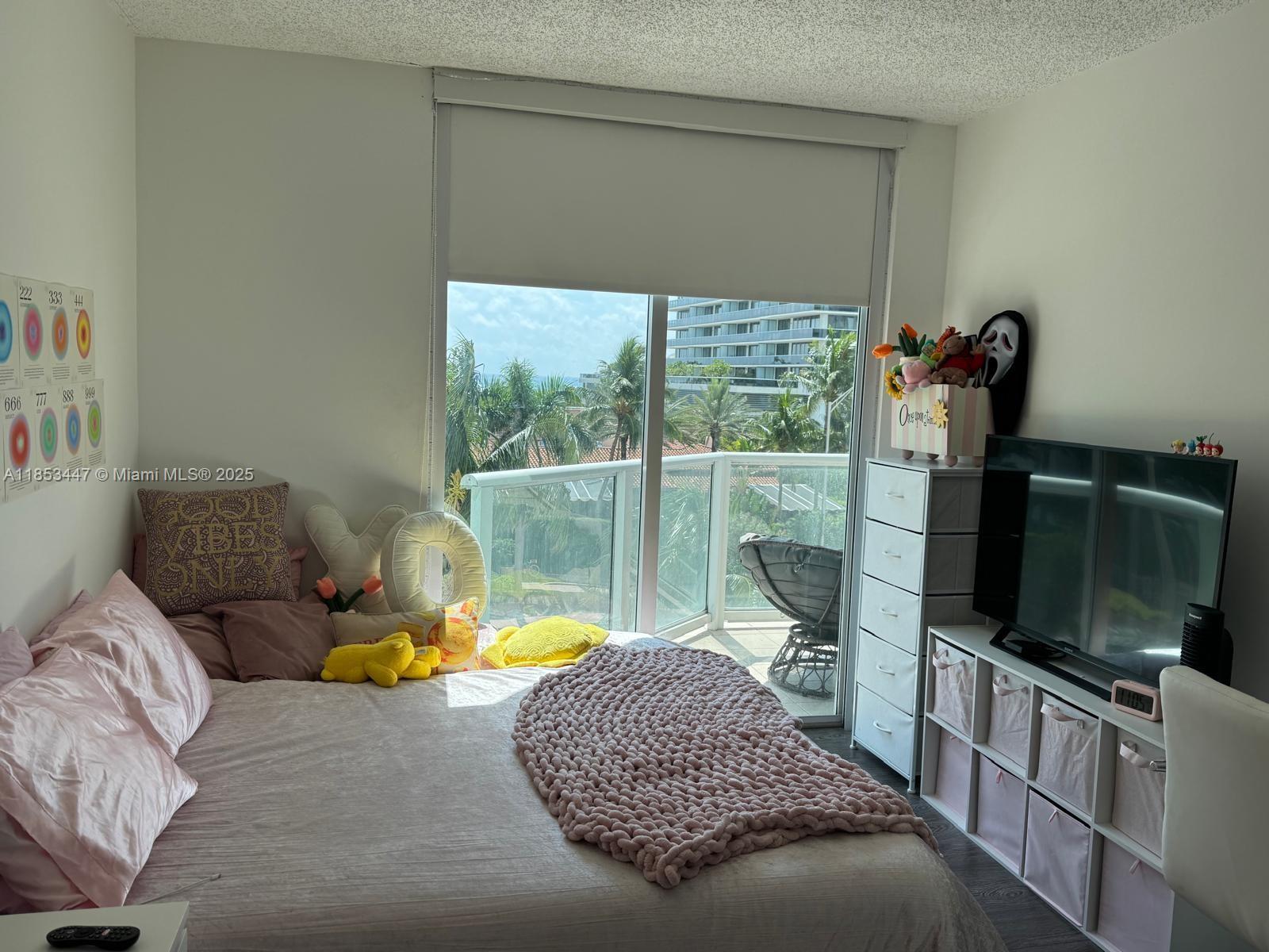 image The Grandview Condo24