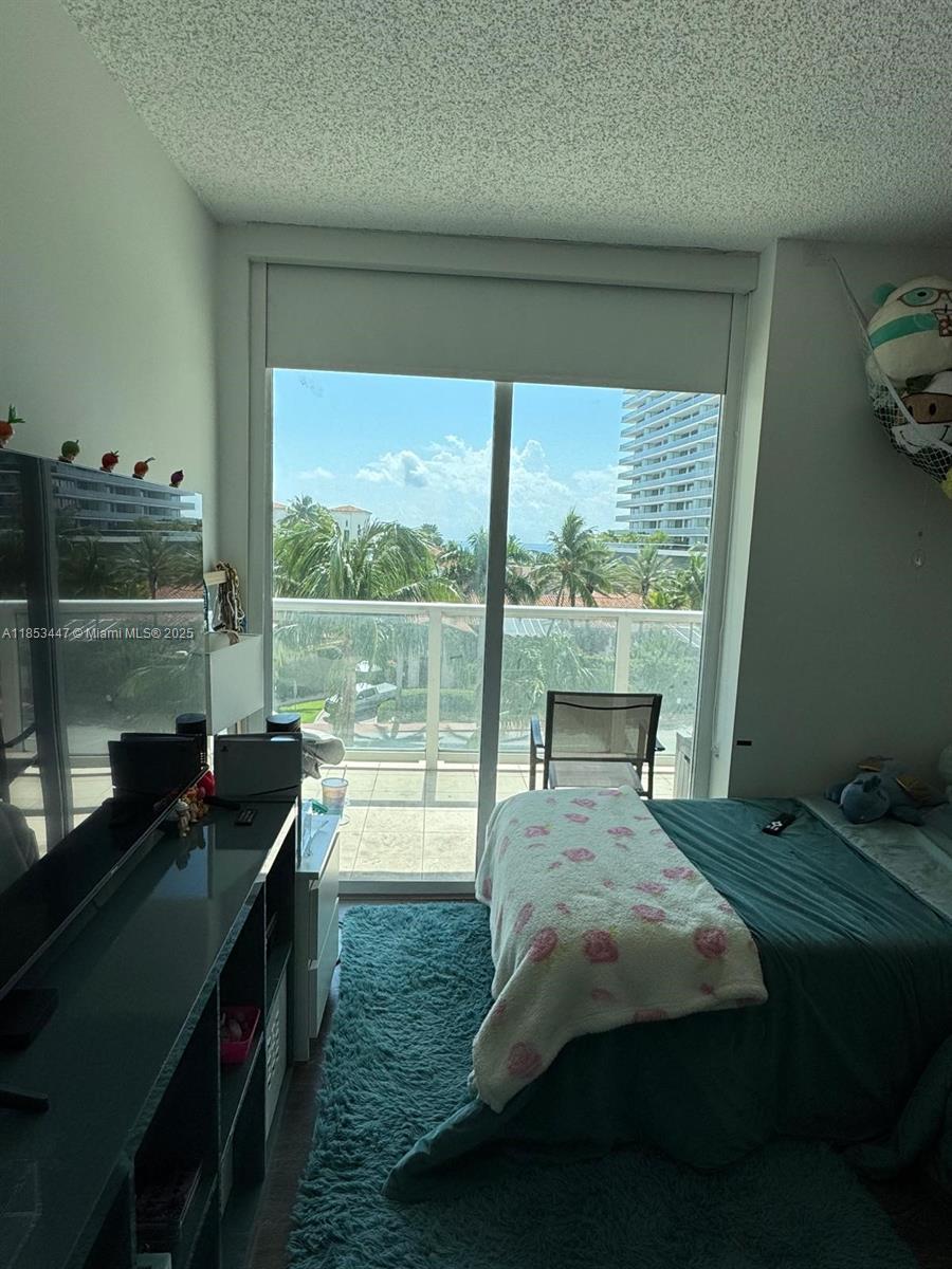 image The Grandview Condo26