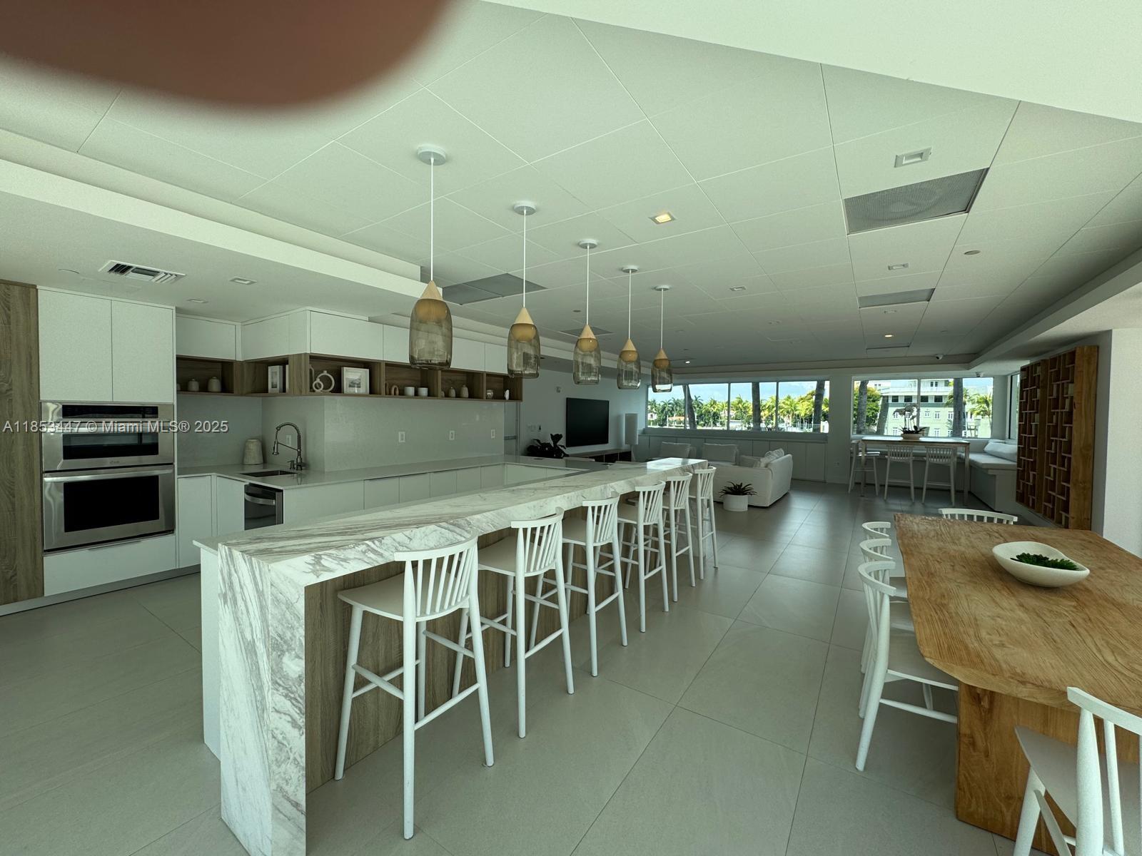 image The Grandview Condo8