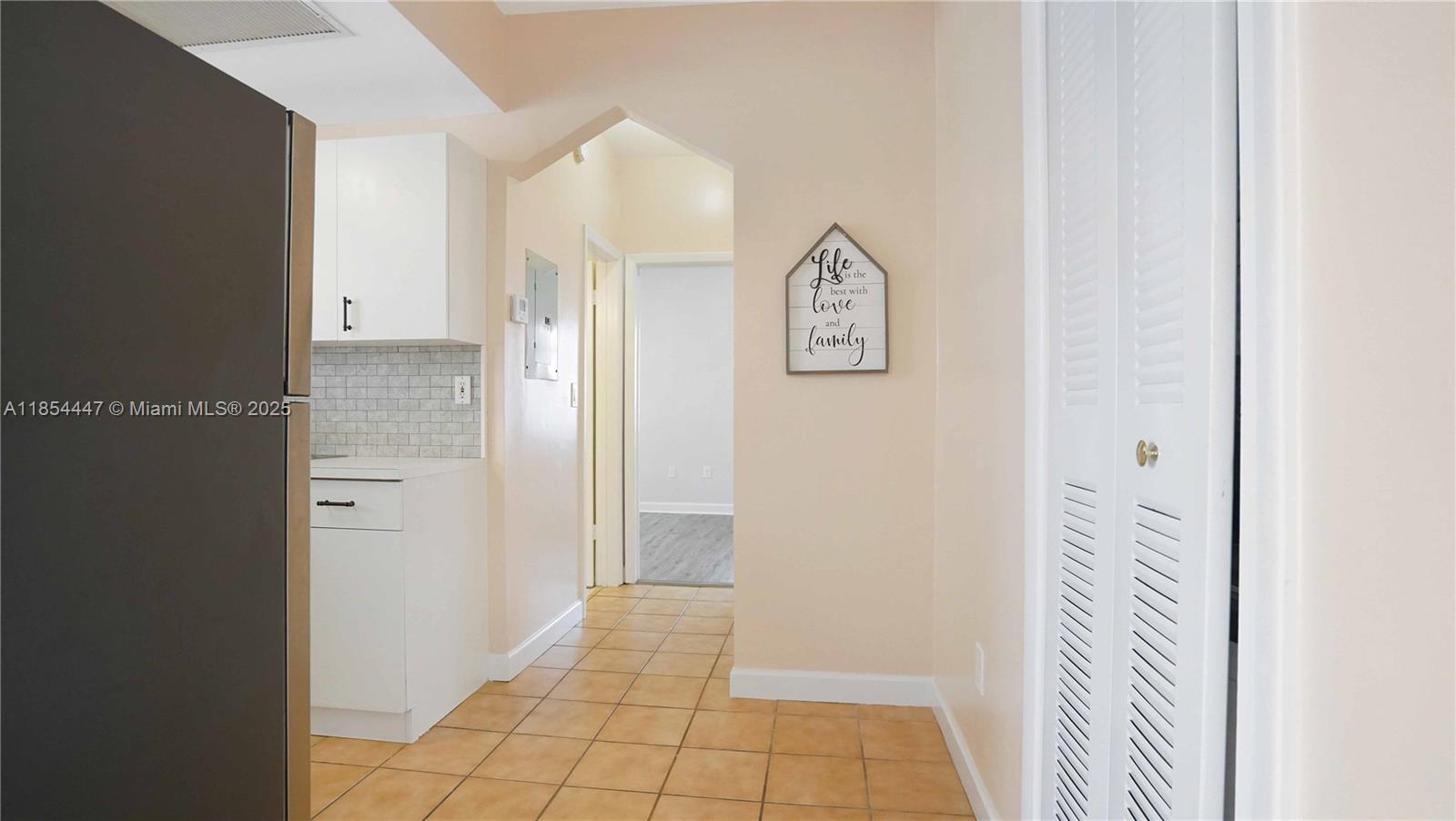 540 15th St #203,Miami Beach, FL 33139