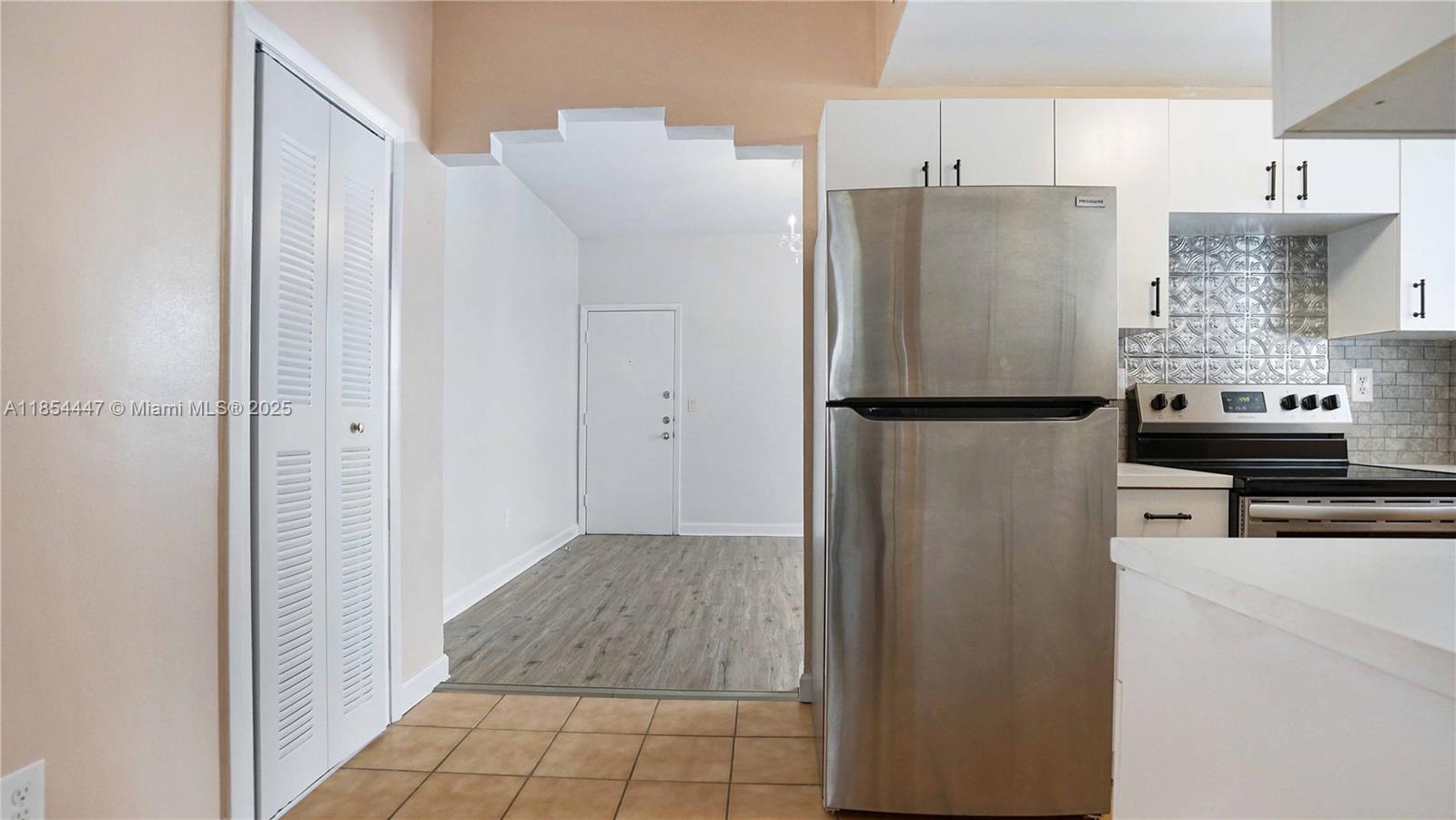 540 15th St #203,Miami Beach, FL 33139