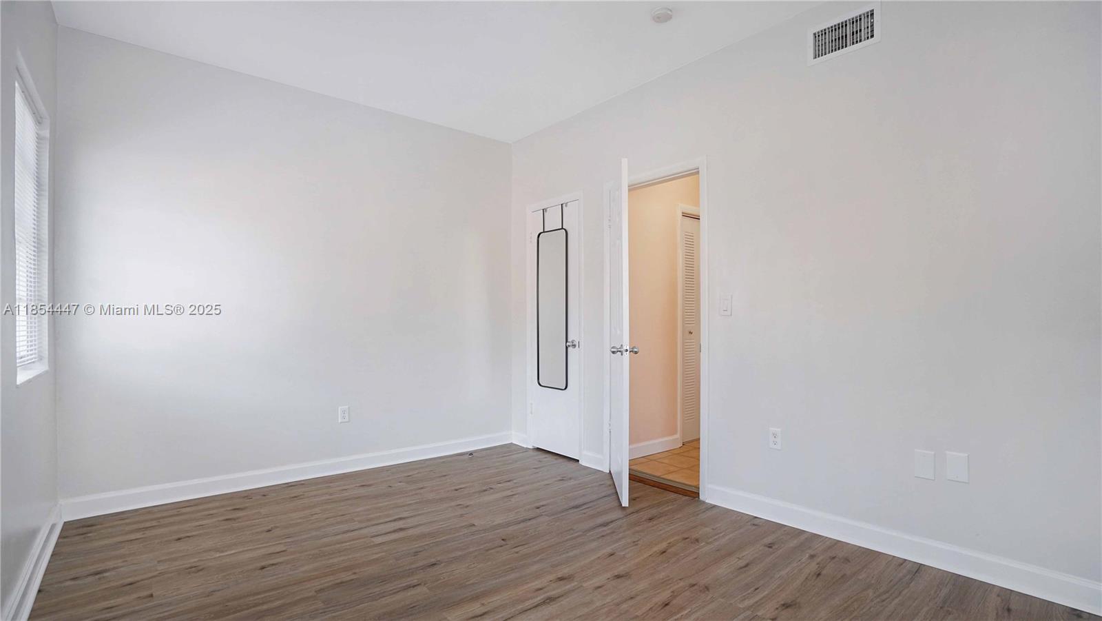 540 15th St #203,Miami Beach, FL 33139