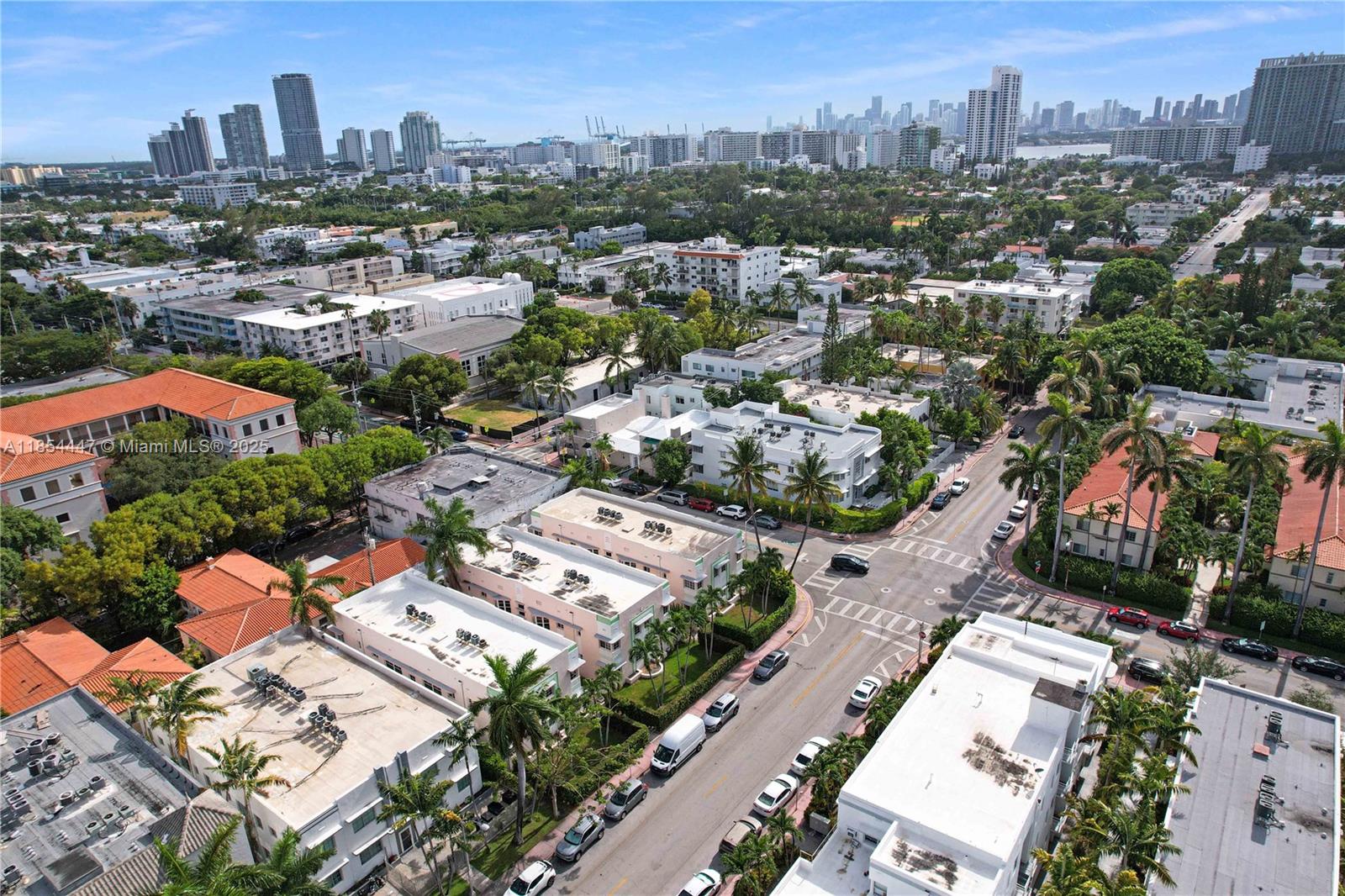 540 15th St #203,Miami Beach, FL 33139