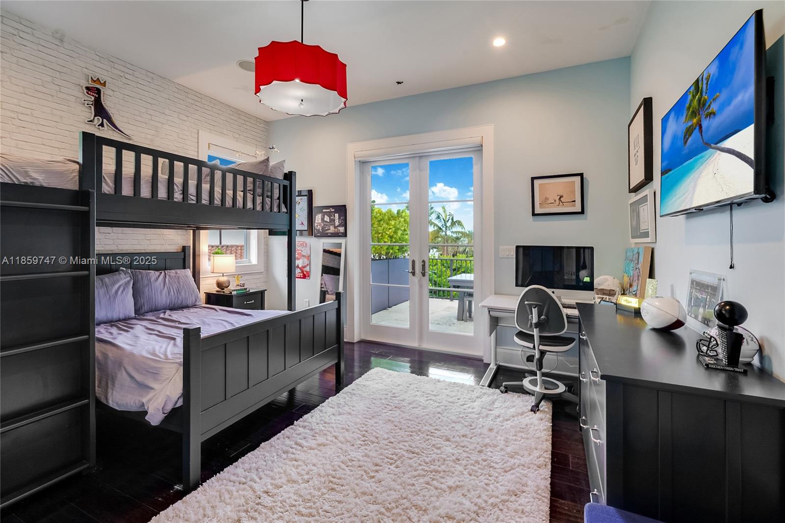 701 Bella Vis Ave Coral Gables, FL 33156