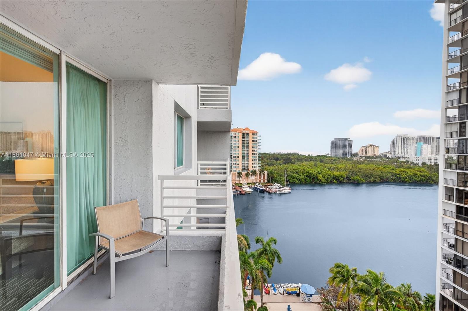 2670 E Sunrise Blvd #1005