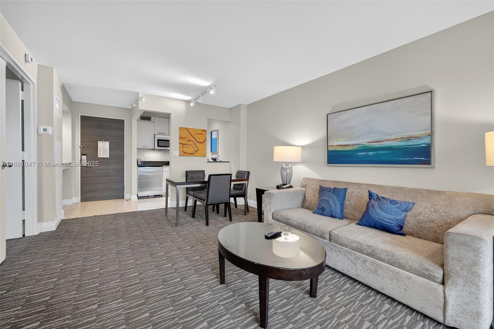 2670 E Sunrise Blvd #1005 Fort Lauderdale, FL 33304 2670 E Sunrise Blvd #1005 Fort Lauderdale, FL 33304