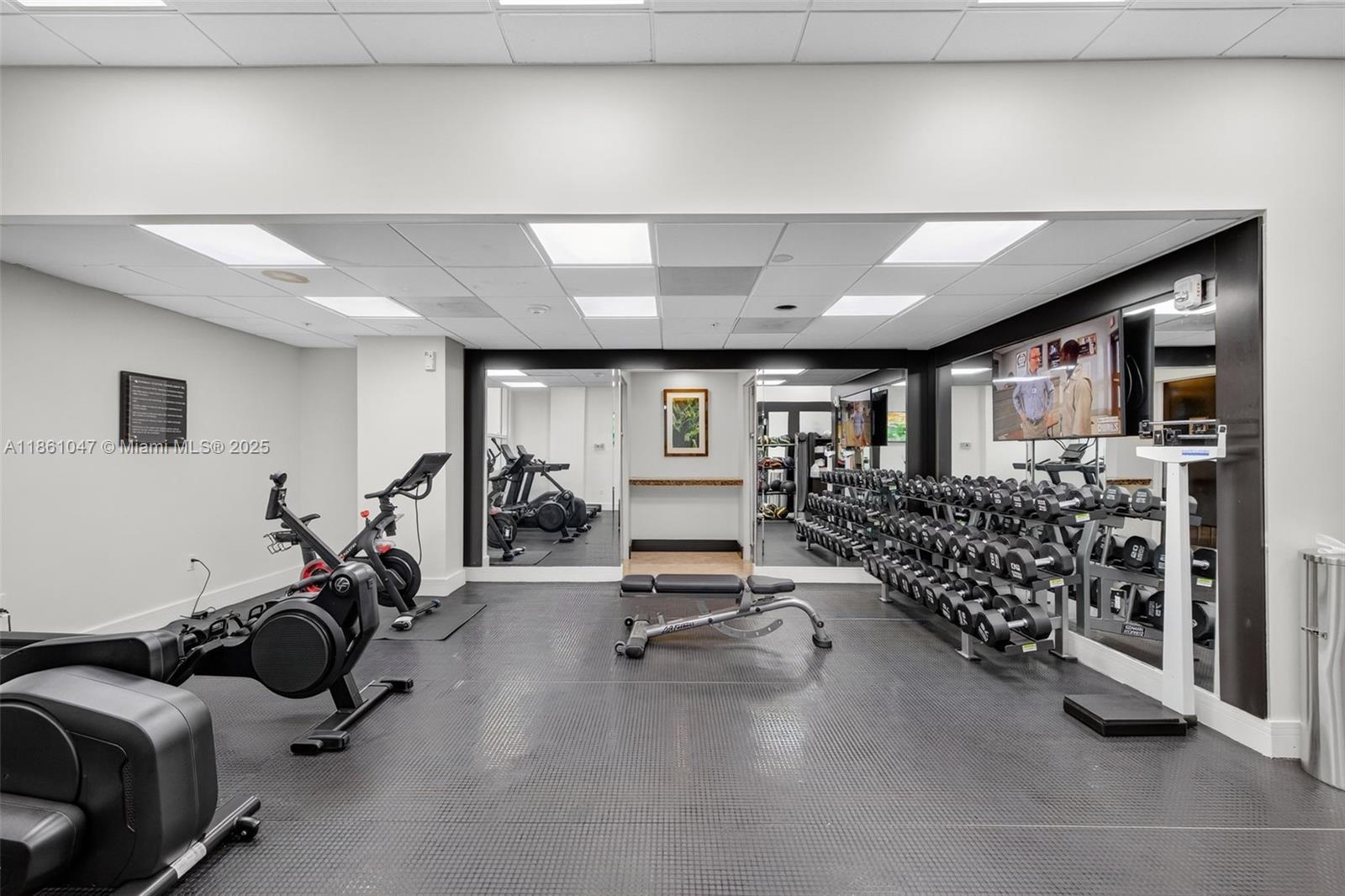2670 E Sunrise Blvd #1005 Fort Lauderdale, FL 33304 2670 E Sunrise Blvd #1005 Fort Lauderdale, FL 33304
