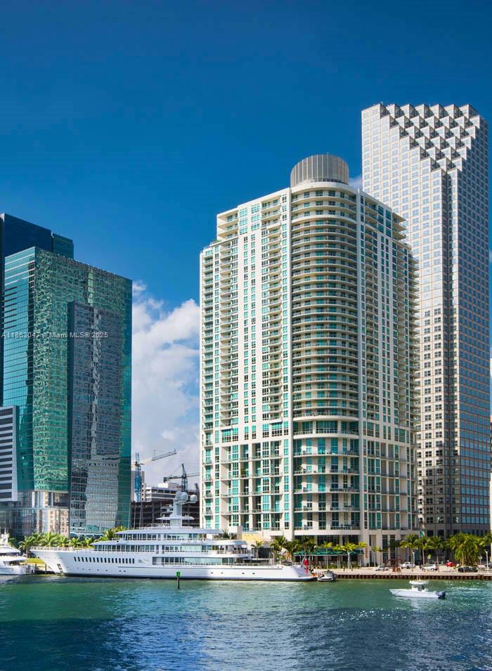 300 S Biscayne Blvd #T-1803