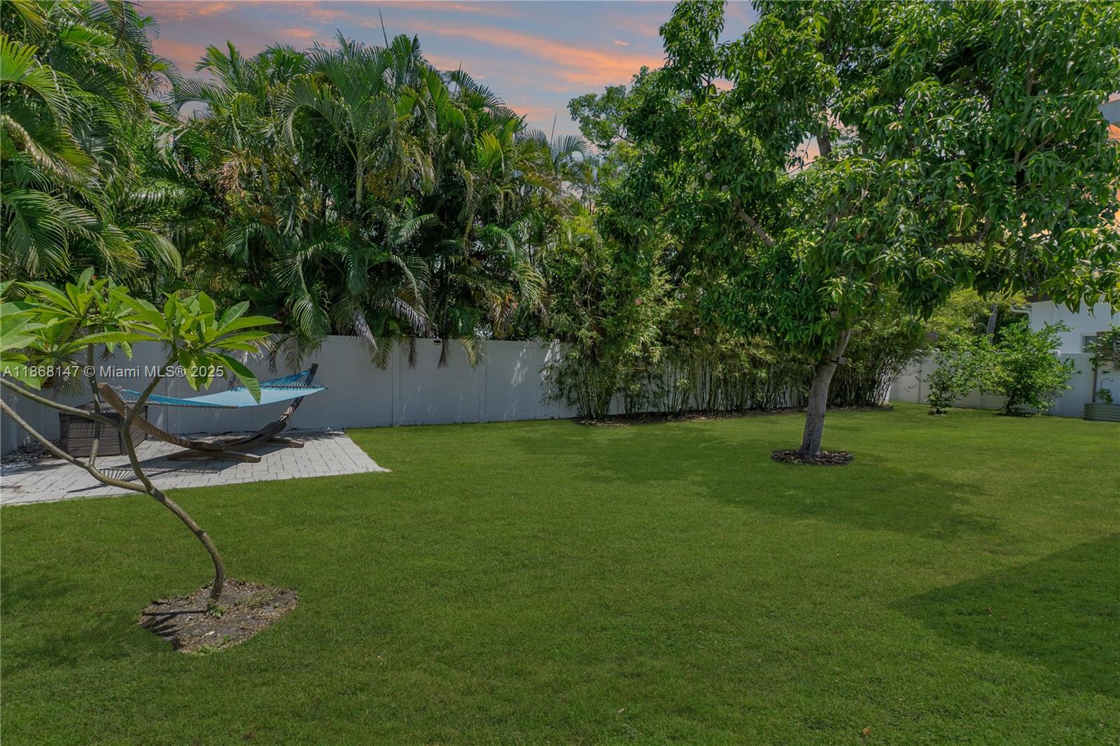 1945 S Hibiscus Dr North Miami, FL 33181