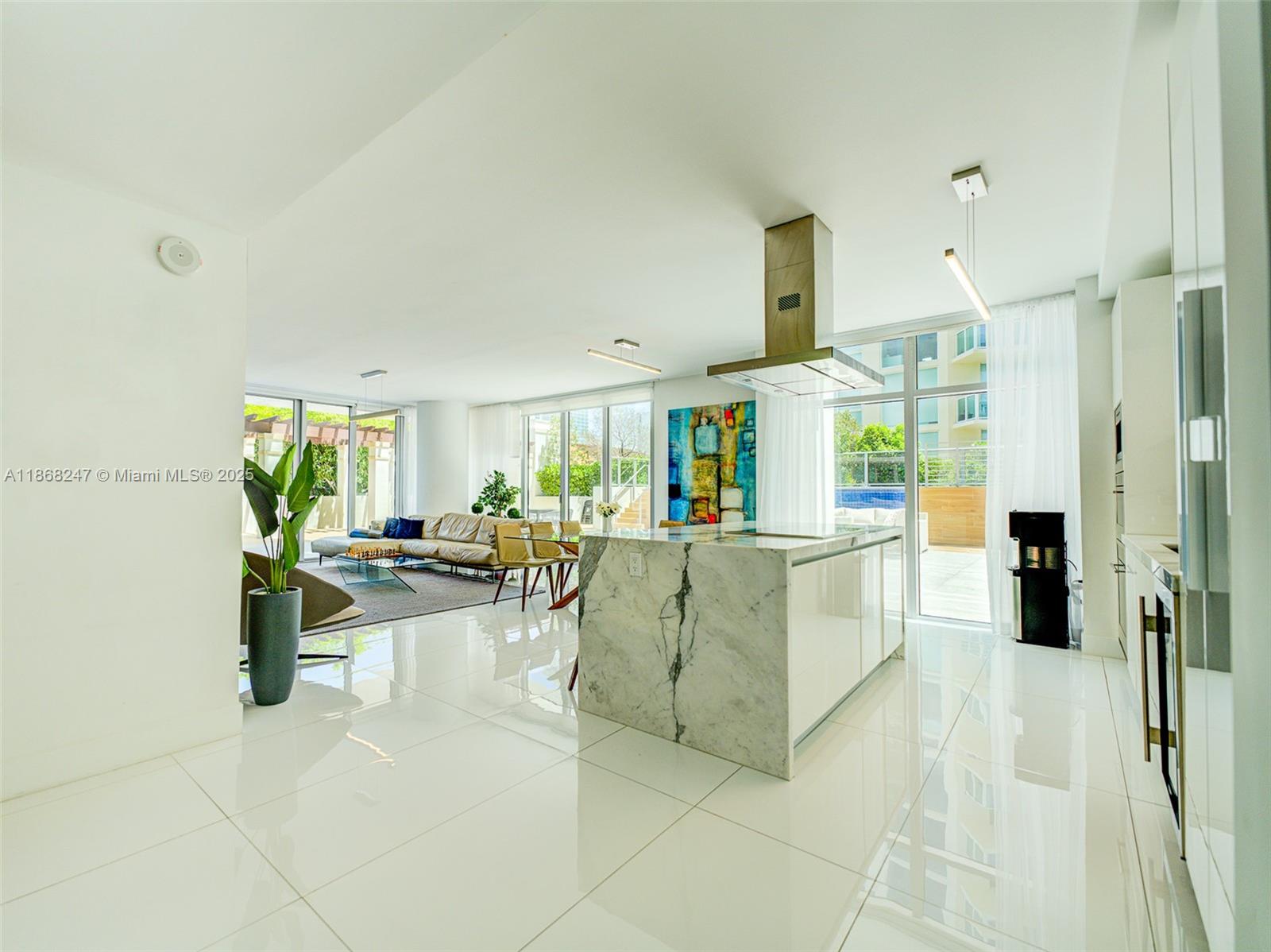 image Parque Towers Condo10