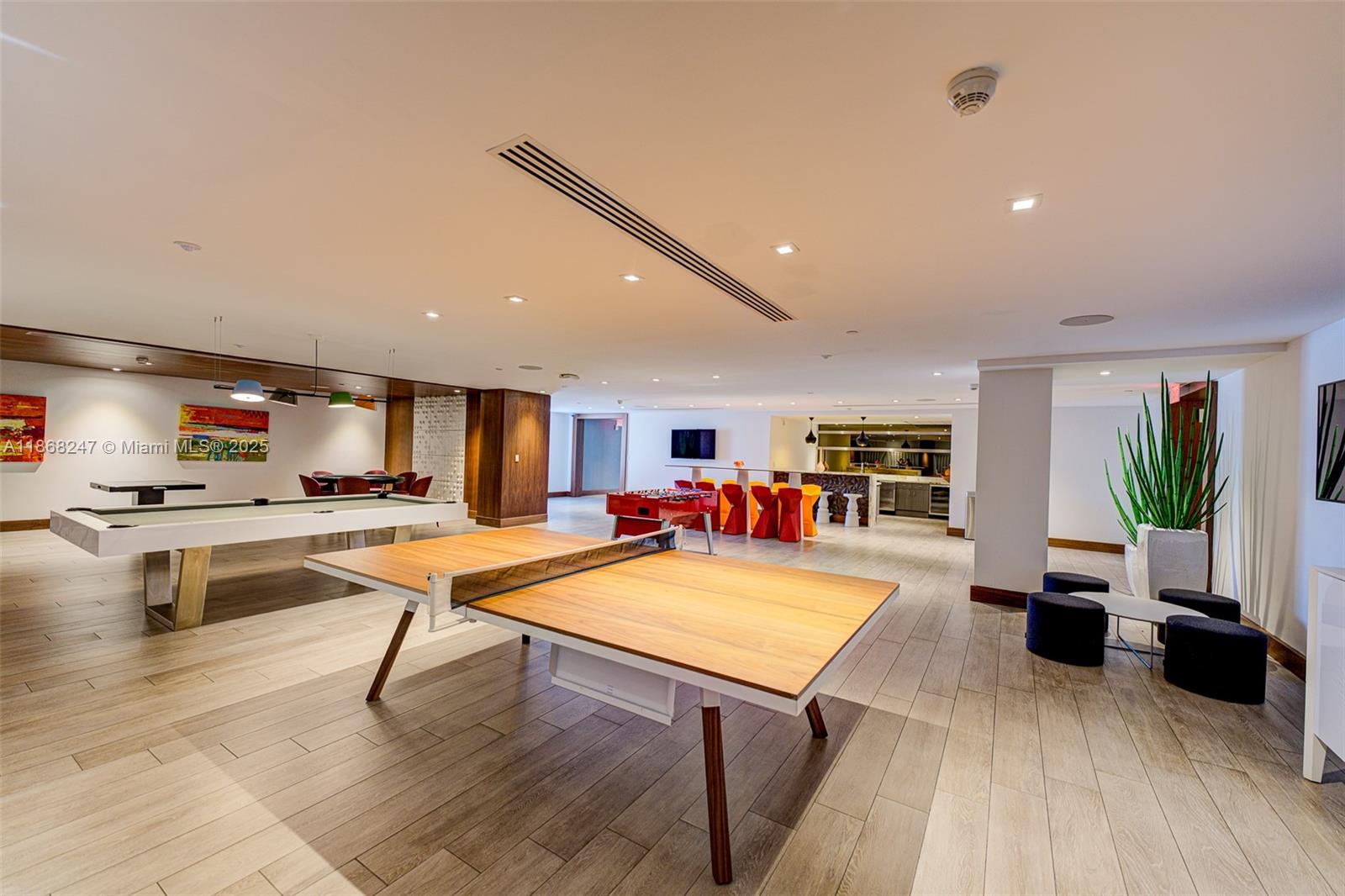 image Parque Towers Condo25