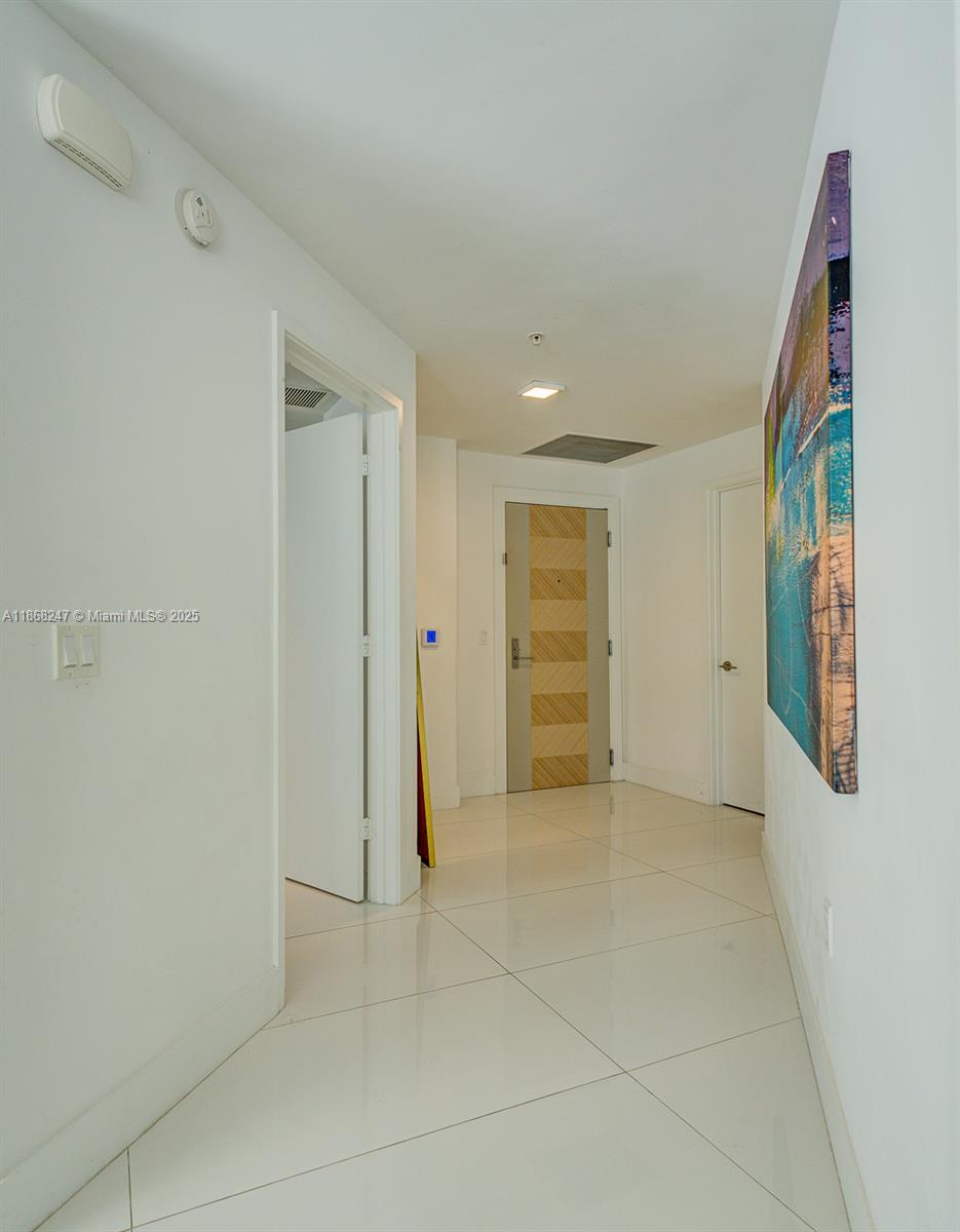 image Parque Towers Condo7