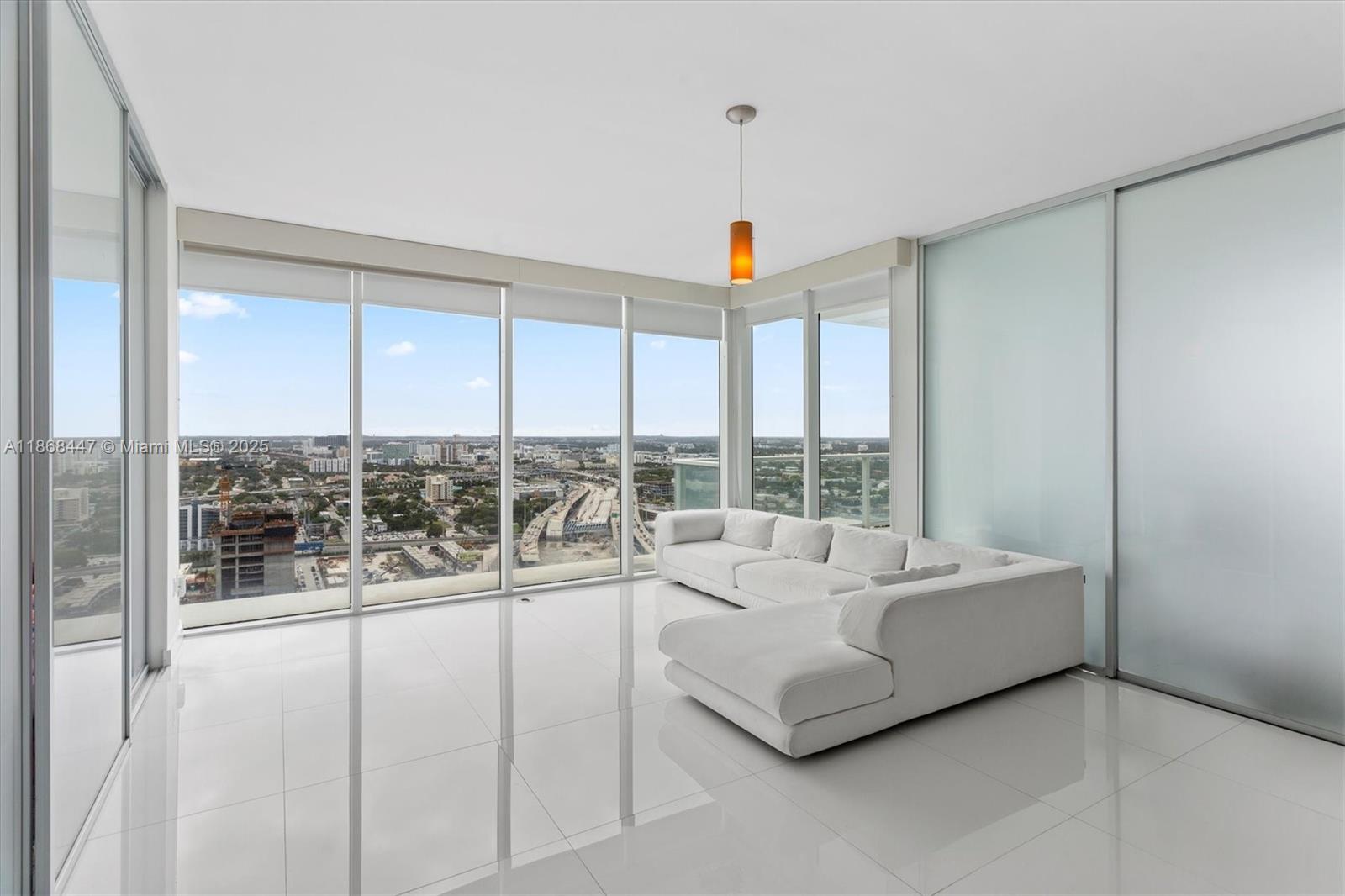 1040 Biscayne Blvd #3106