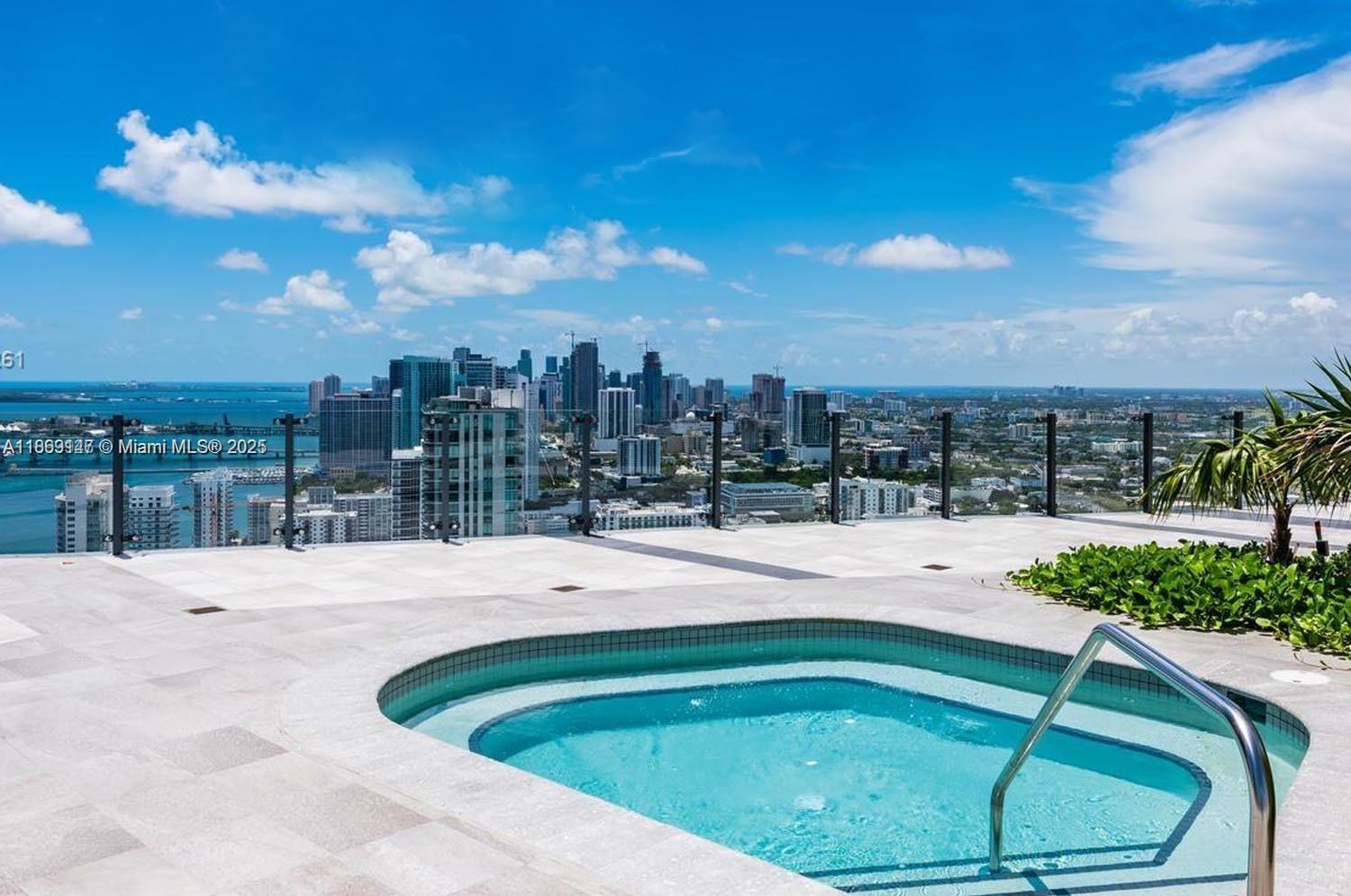 image Paraiso Bayviews Condo16